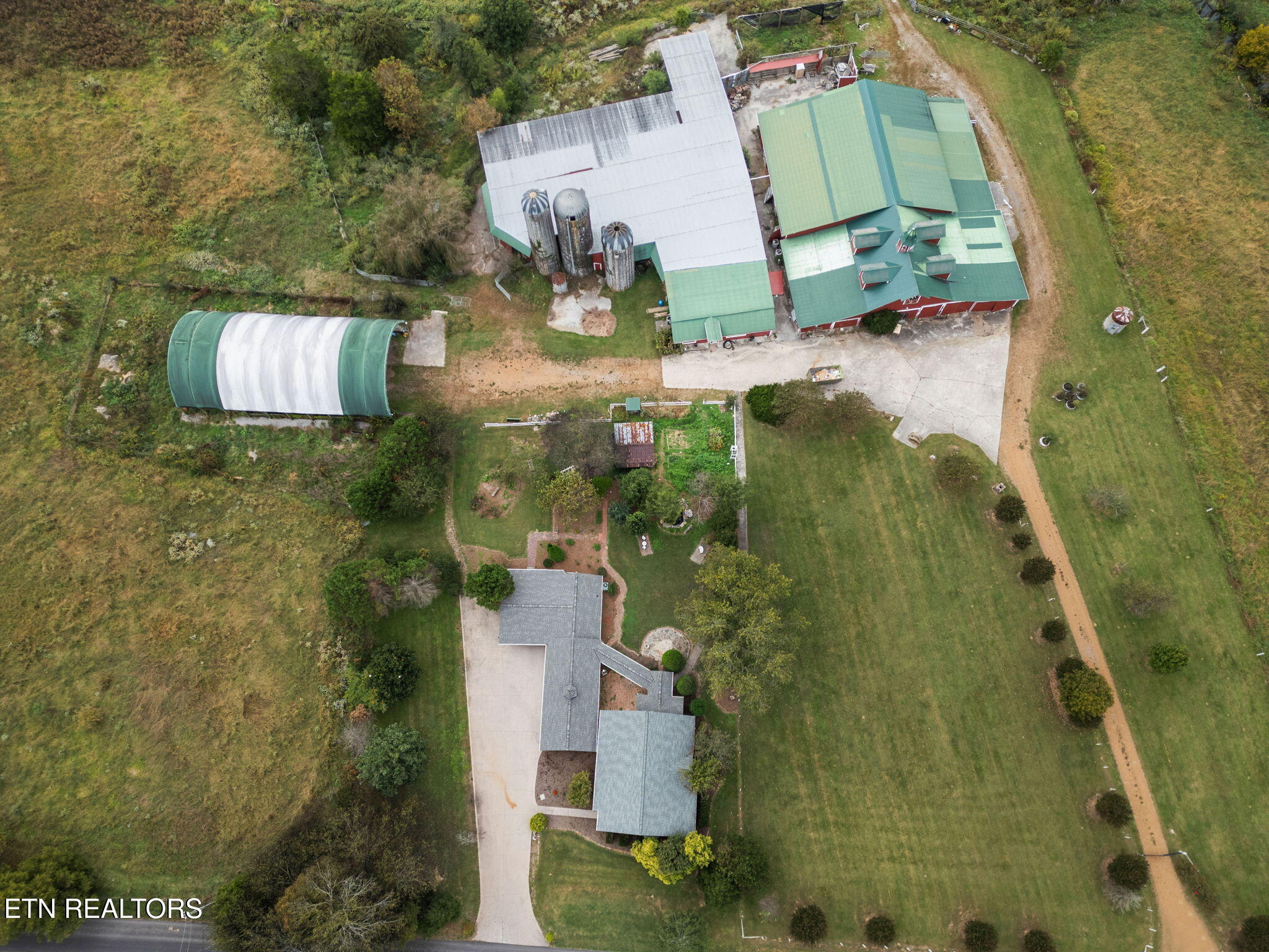 852 County Road 422 Englewood TN 37329