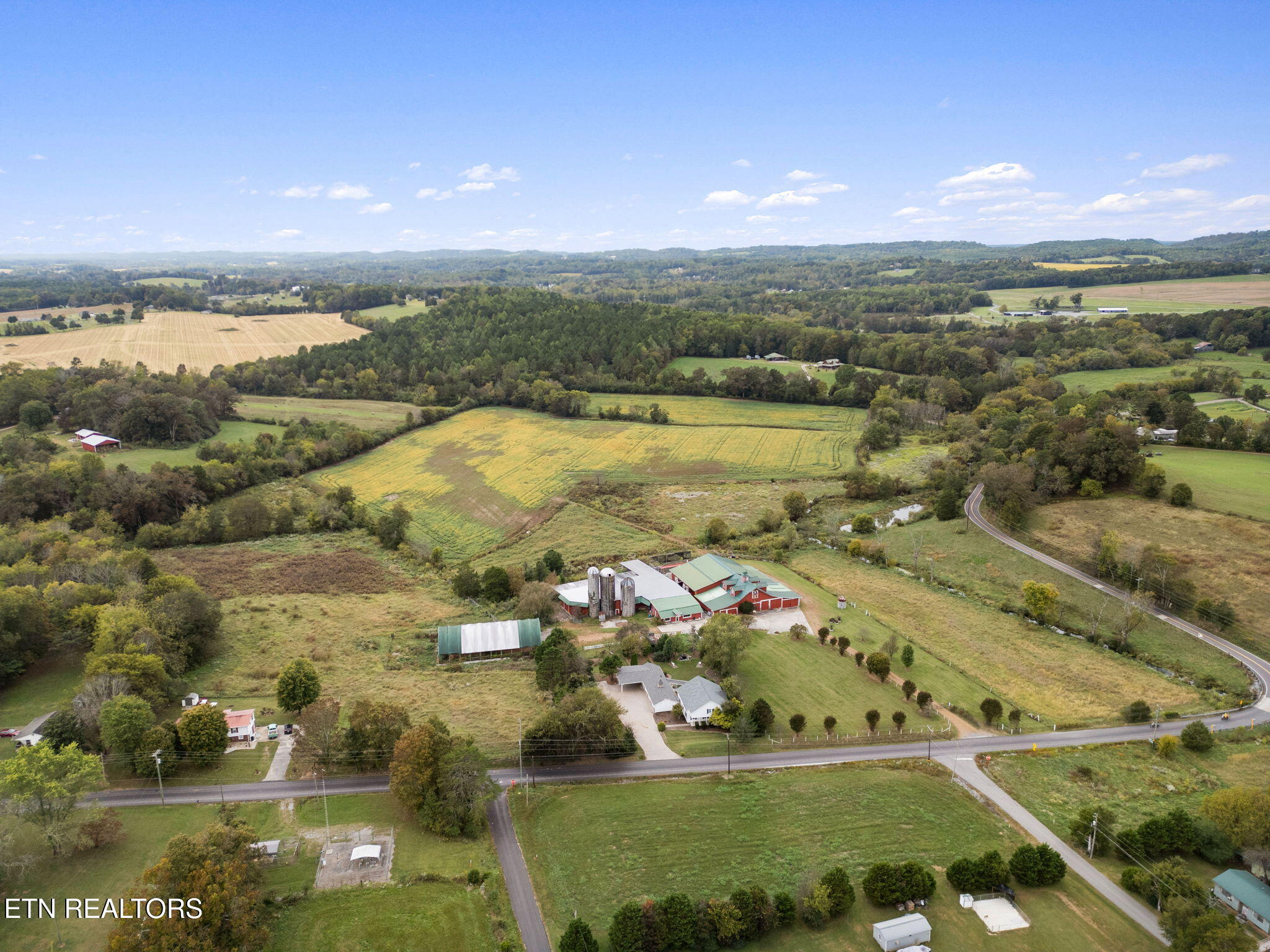 852 County Road 422 Englewood TN 37329