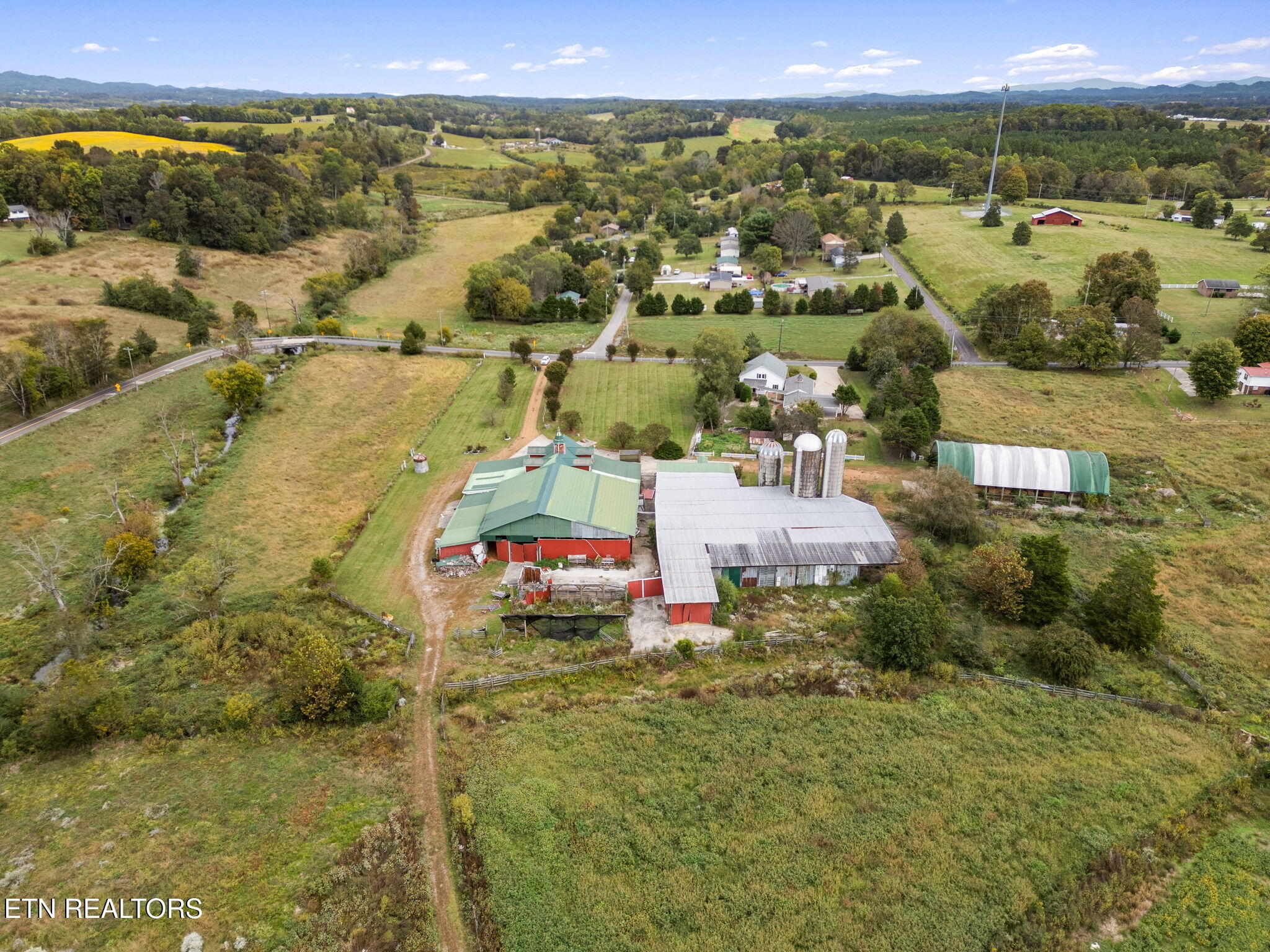 852 County Road 422 Englewood TN 37329
