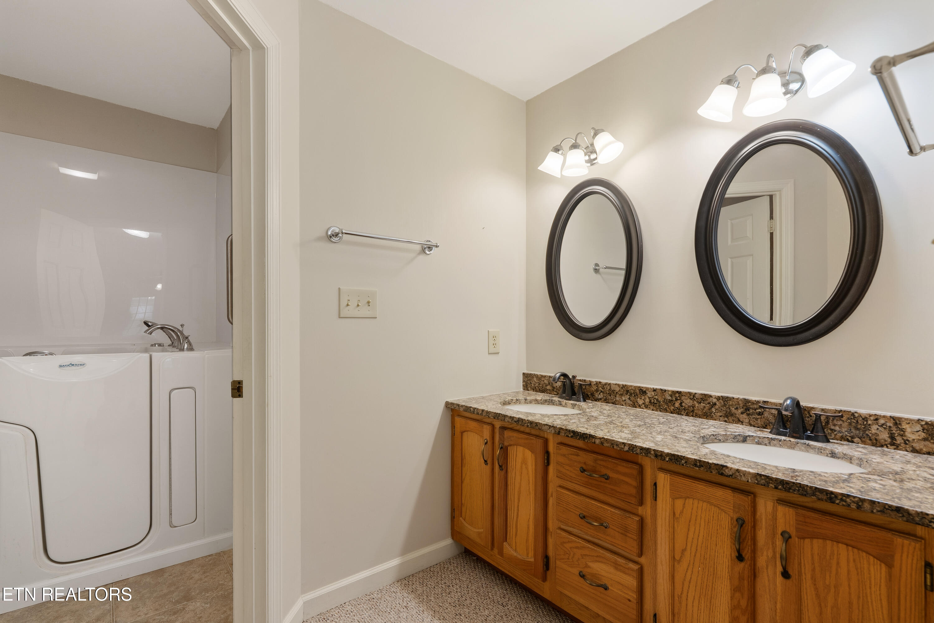 438 Amanda Circle Knoxville TN 37922