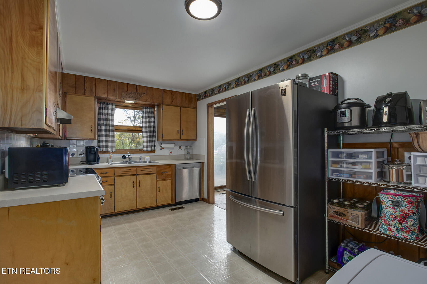 410 Douglas Lane Clinton TN 37716