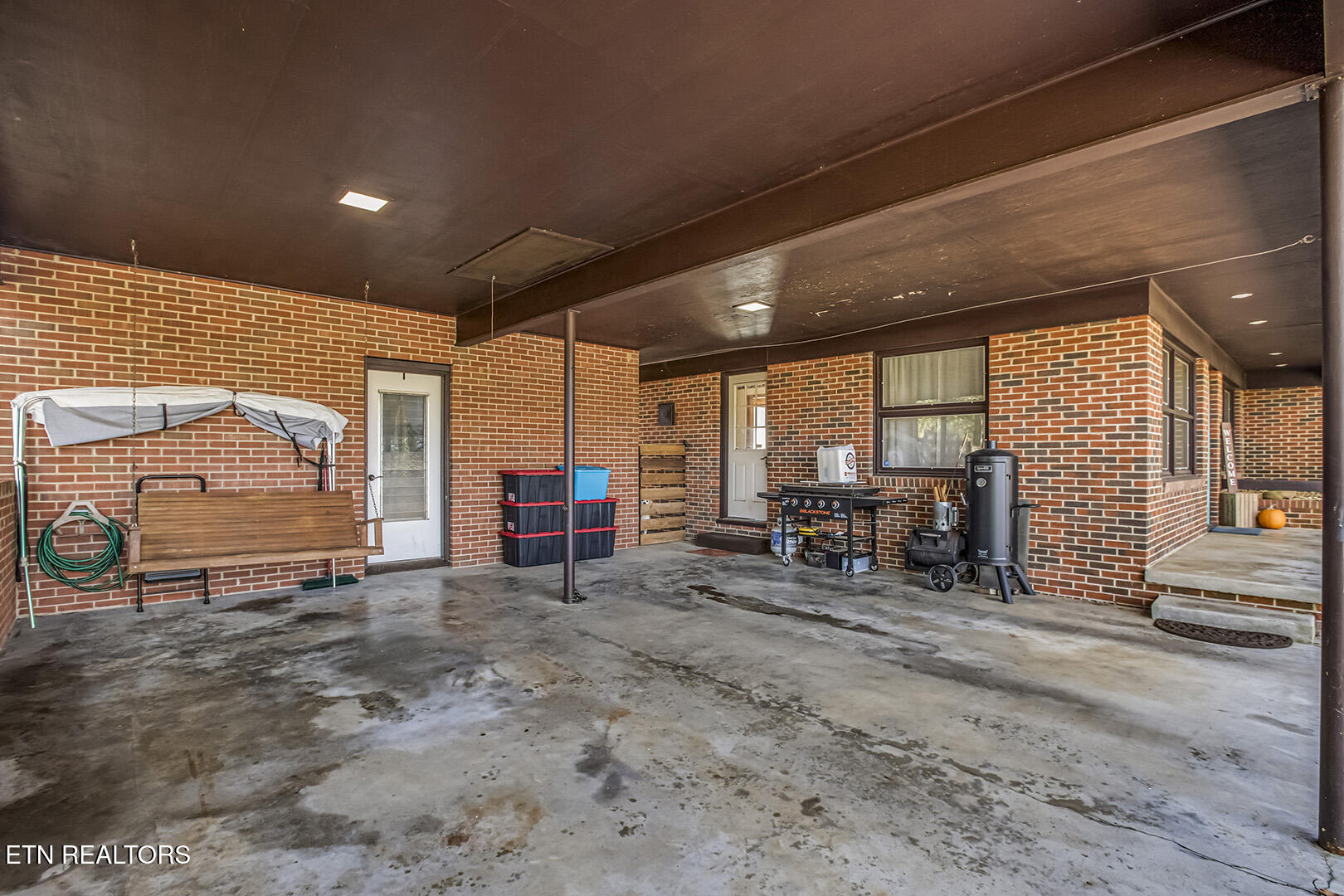 410 Douglas Lane Clinton TN 37716