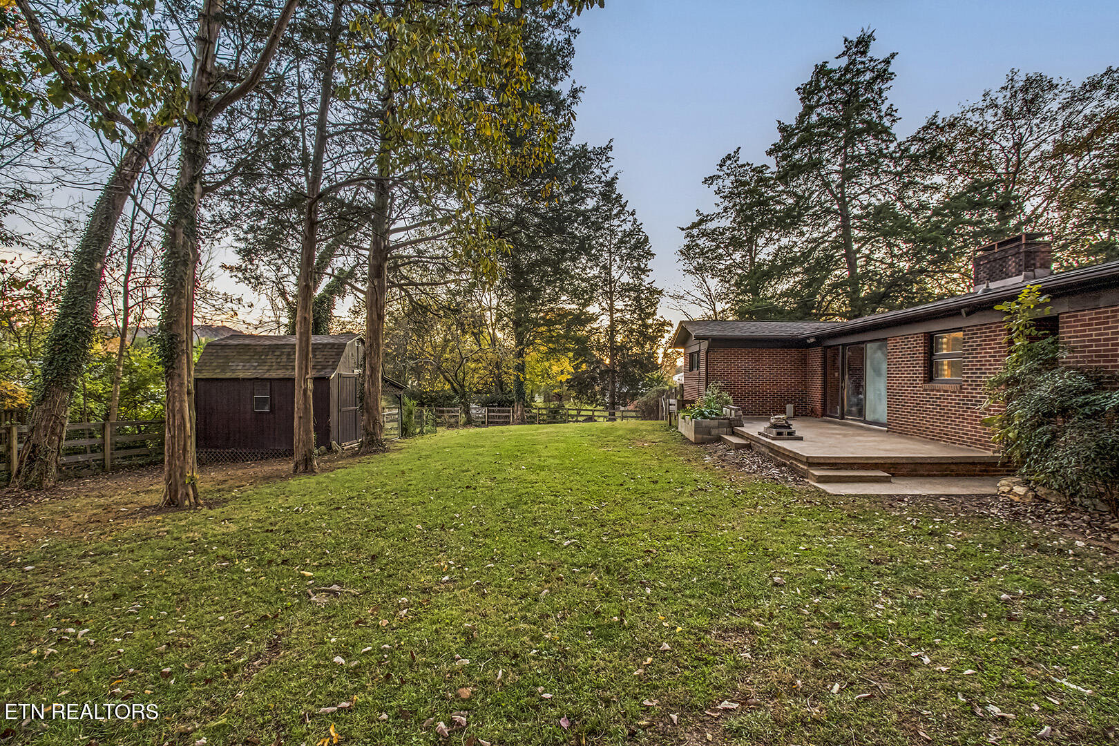 410 Douglas Lane Clinton TN 37716