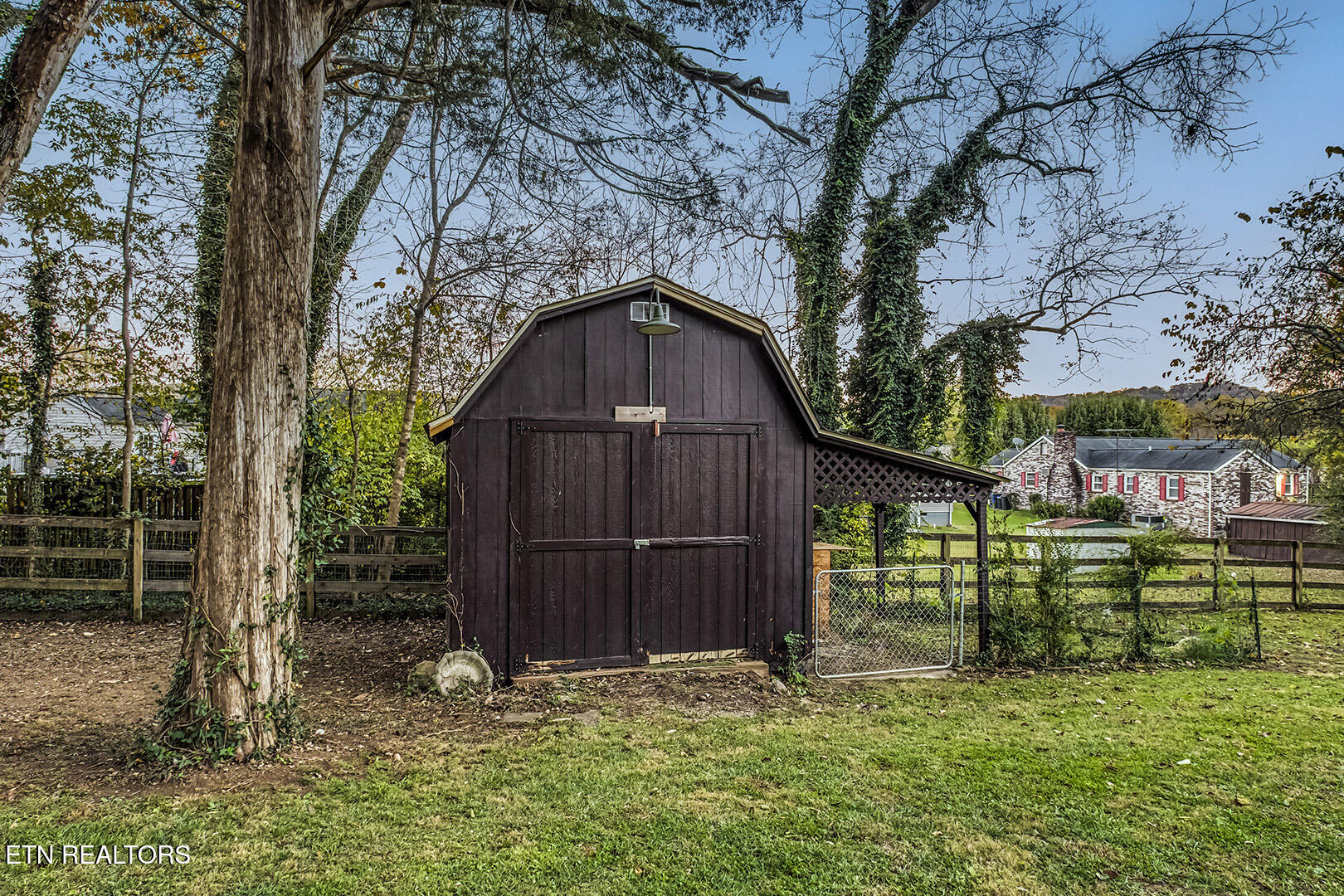 410 Douglas Lane Clinton TN 37716