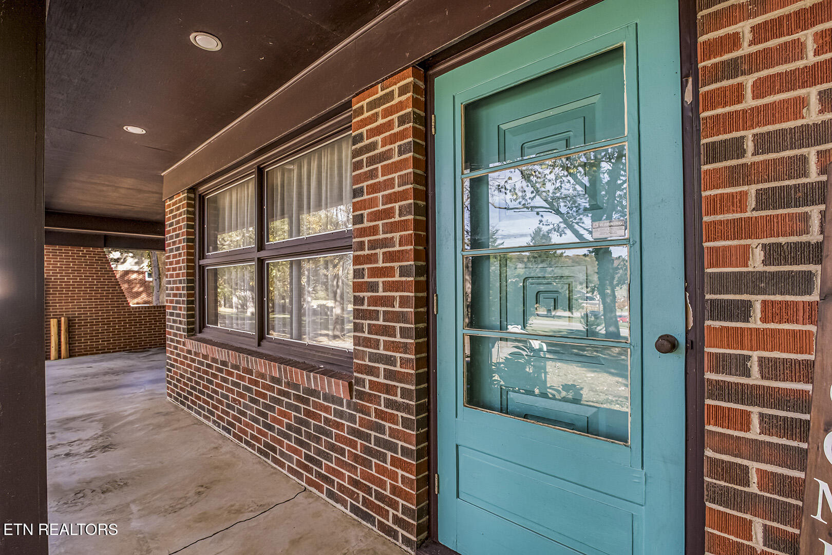 410 Douglas Lane Clinton TN 37716