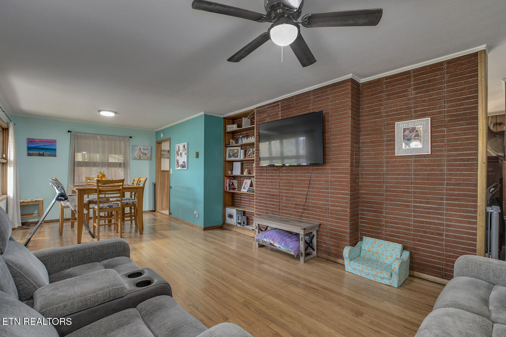 410 Douglas Lane Clinton TN 37716