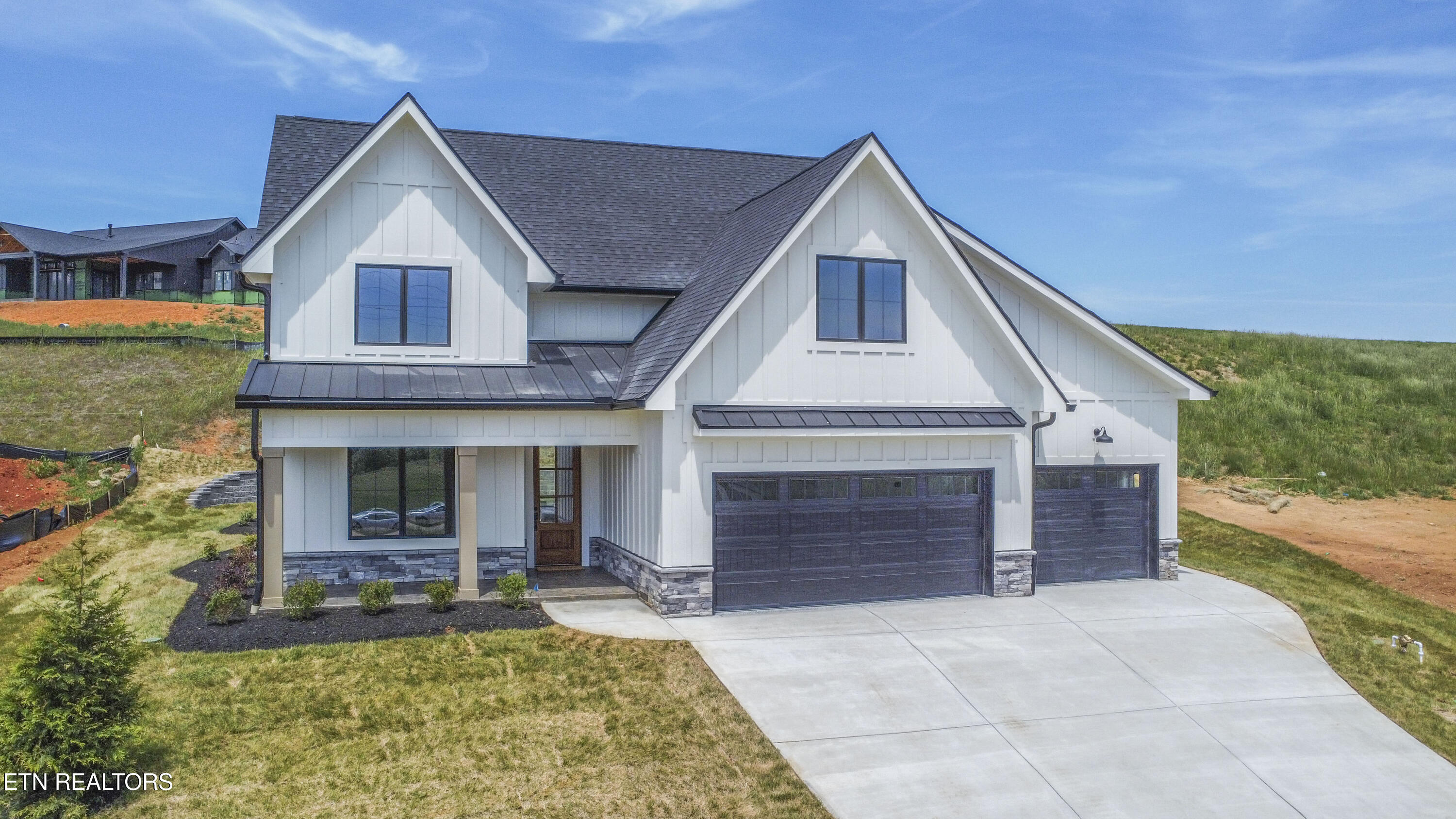 178 Purple Iris Place Loudon TN 37774