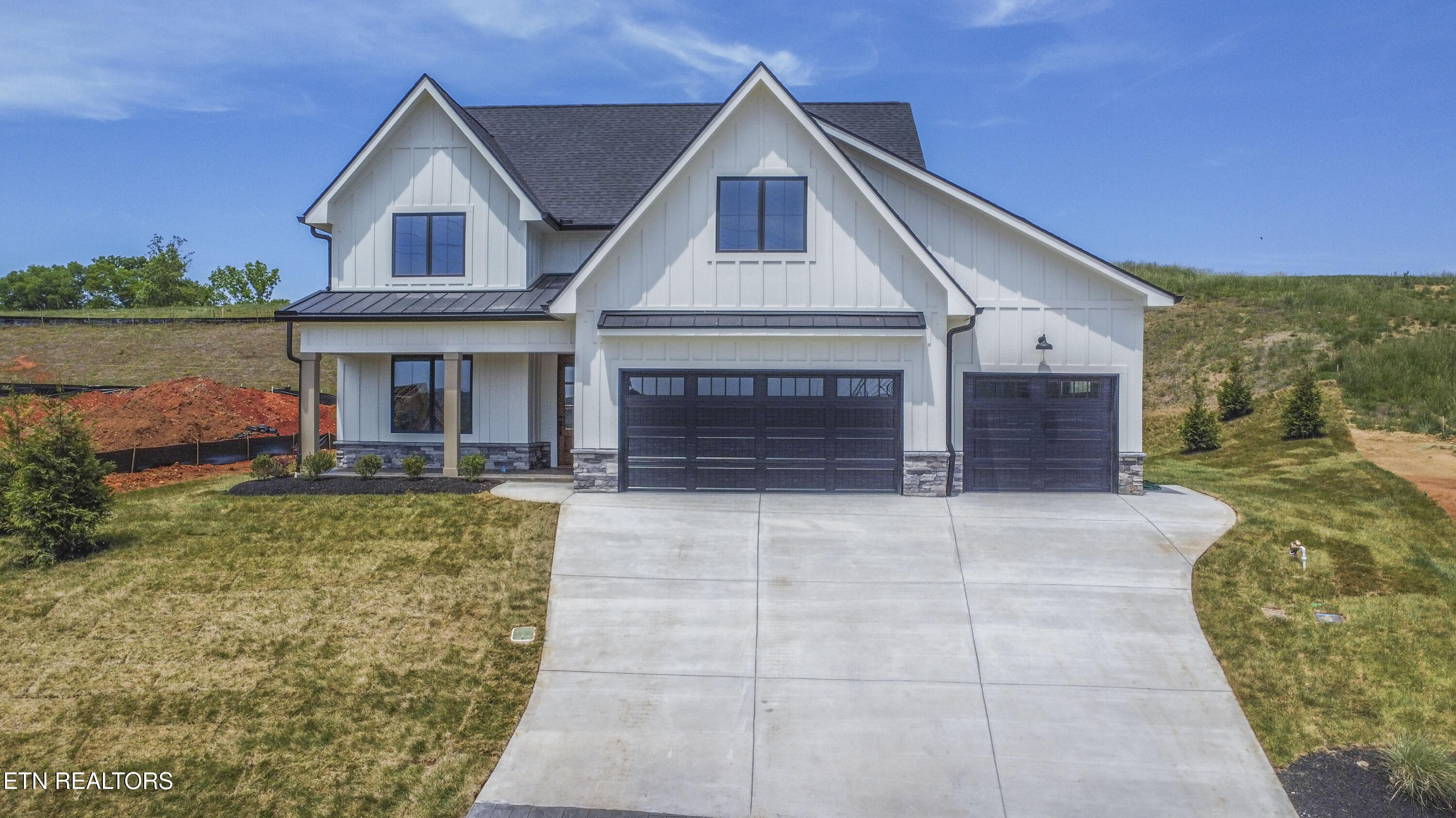 178 Purple Iris Place Loudon TN 37774