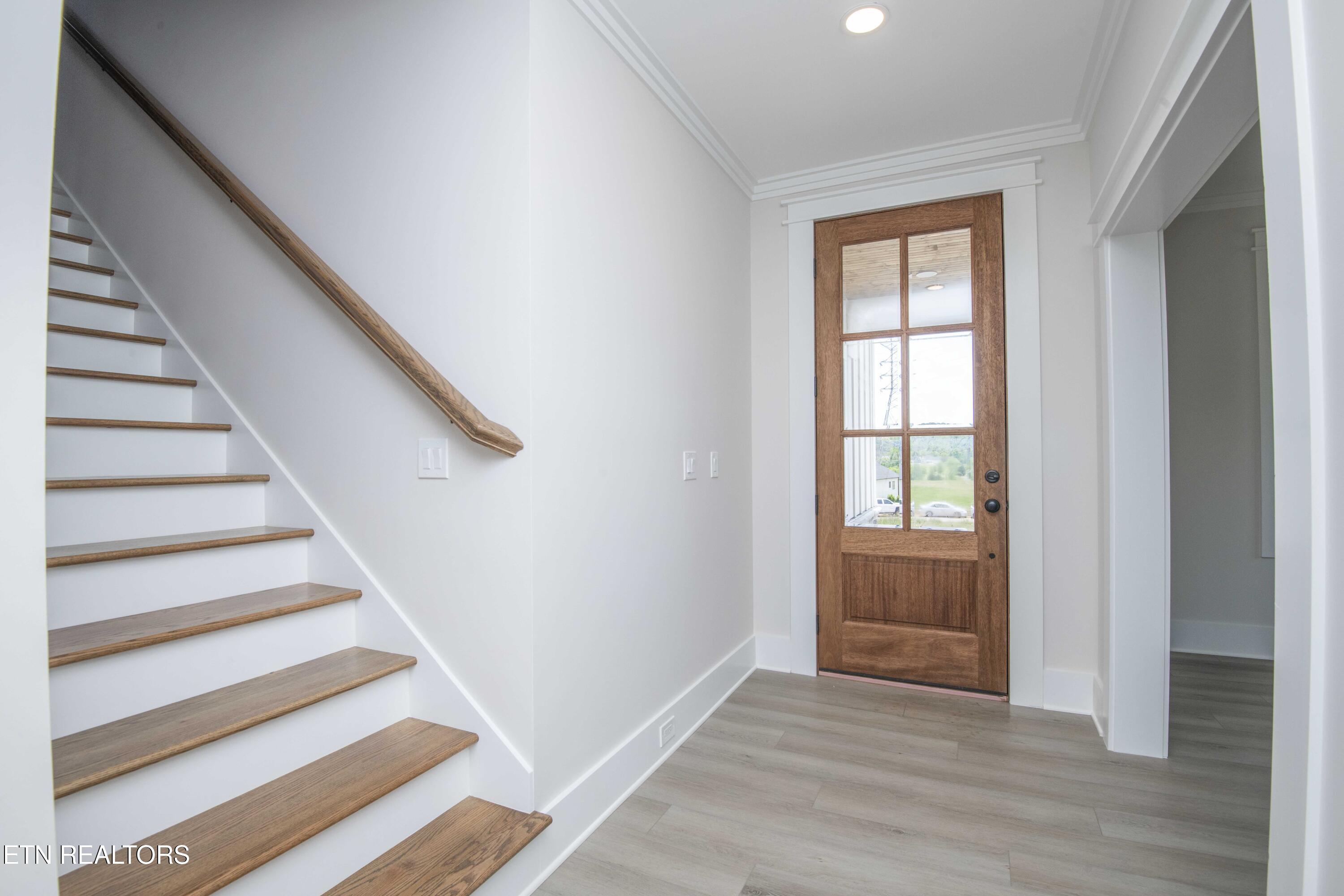 178 Purple Iris Place Loudon TN 37774