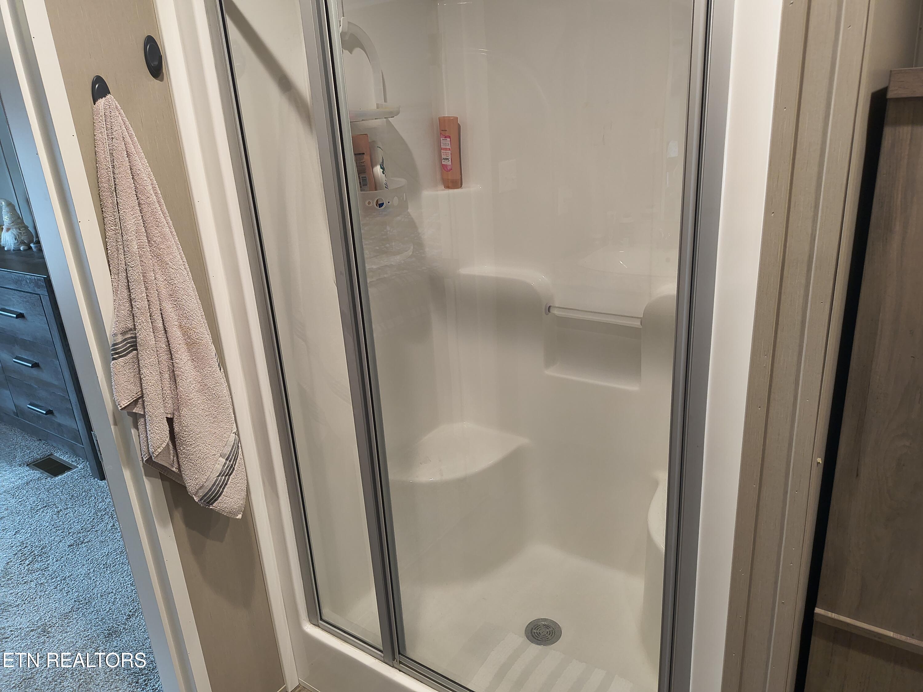 315 Key Lane Pioneer TN 37847