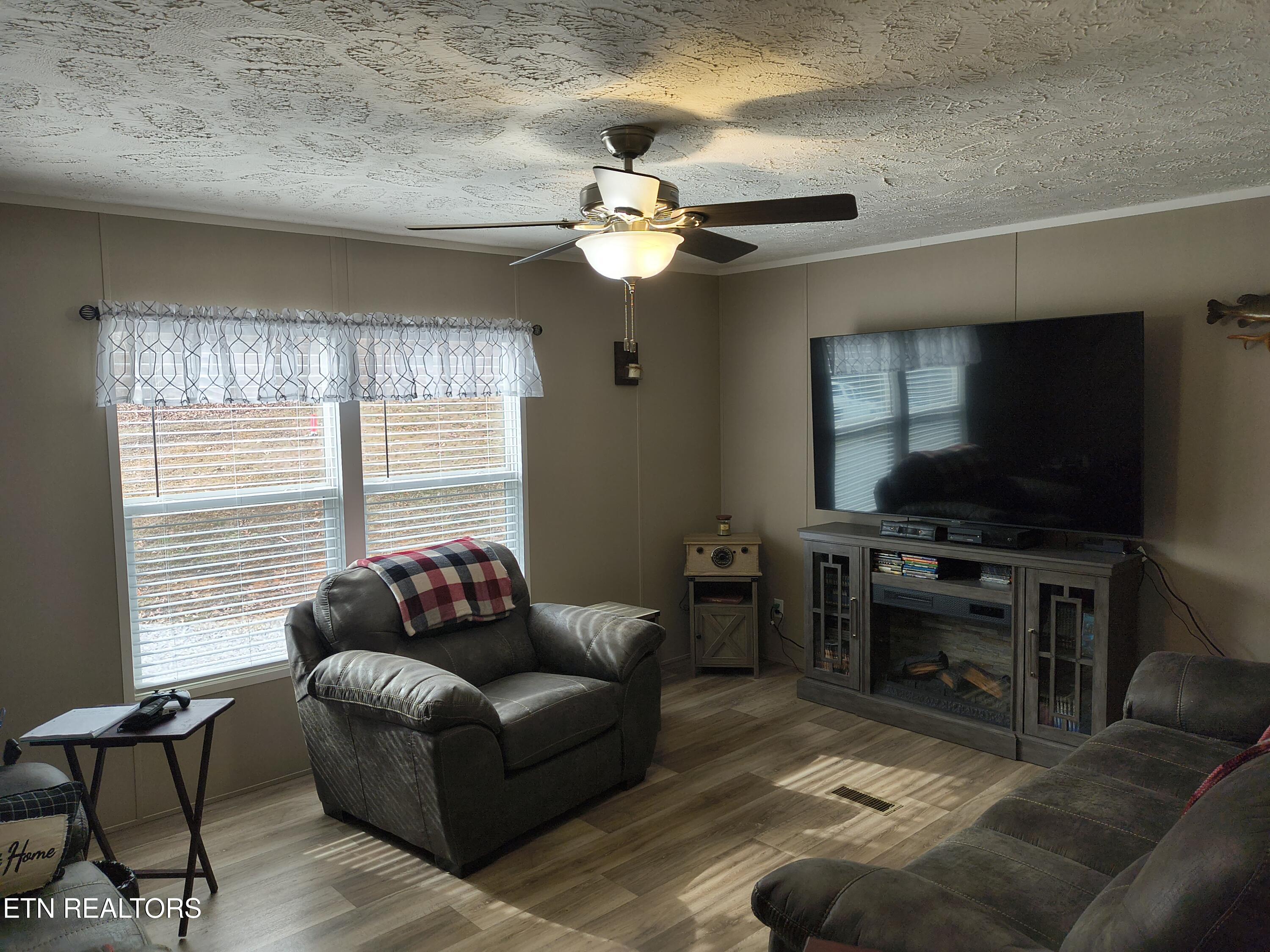 315 Key Lane Pioneer TN 37847