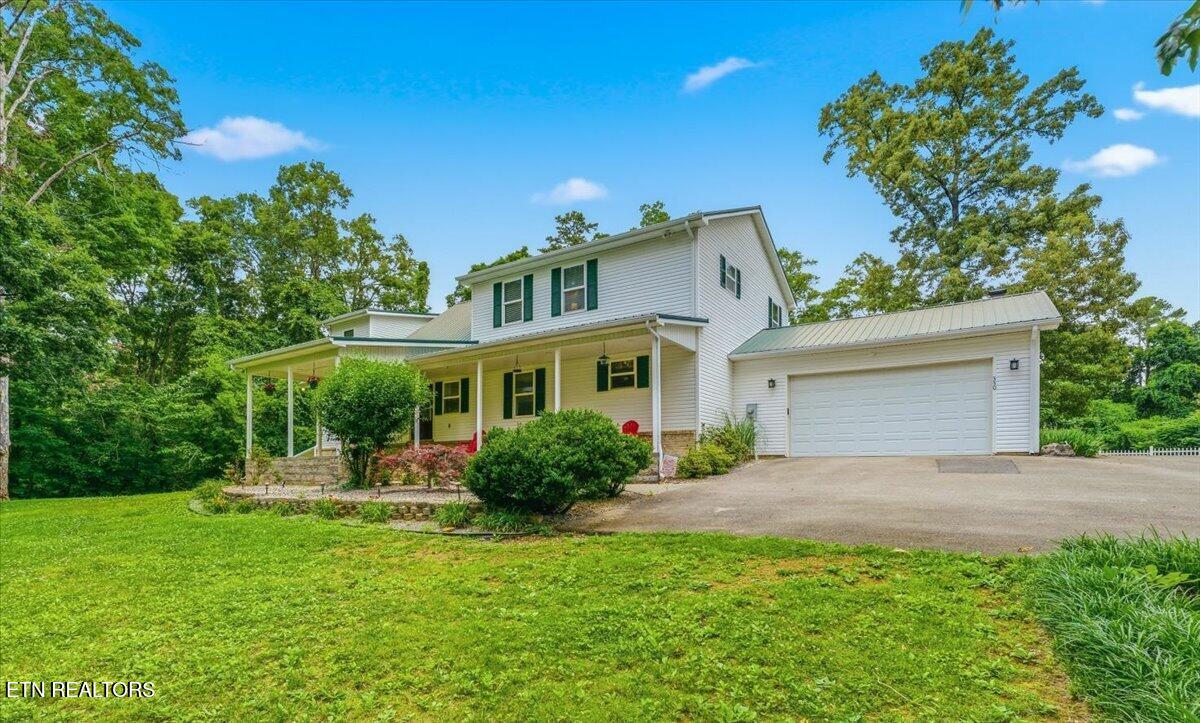 330 Sandalwood Lane Dandridge TN 37725