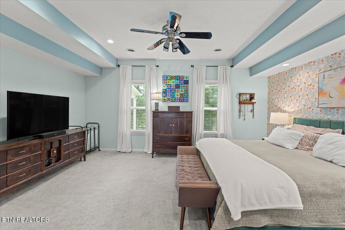 330 Sandalwood Lane Dandridge TN 37725