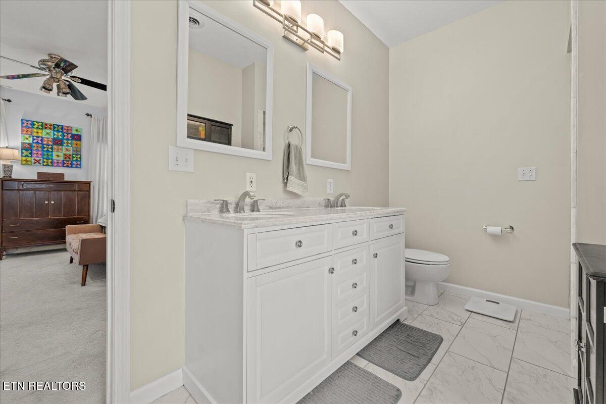 330 Sandalwood Lane Dandridge TN 37725