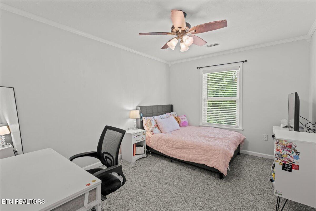 330 Sandalwood Lane Dandridge TN 37725