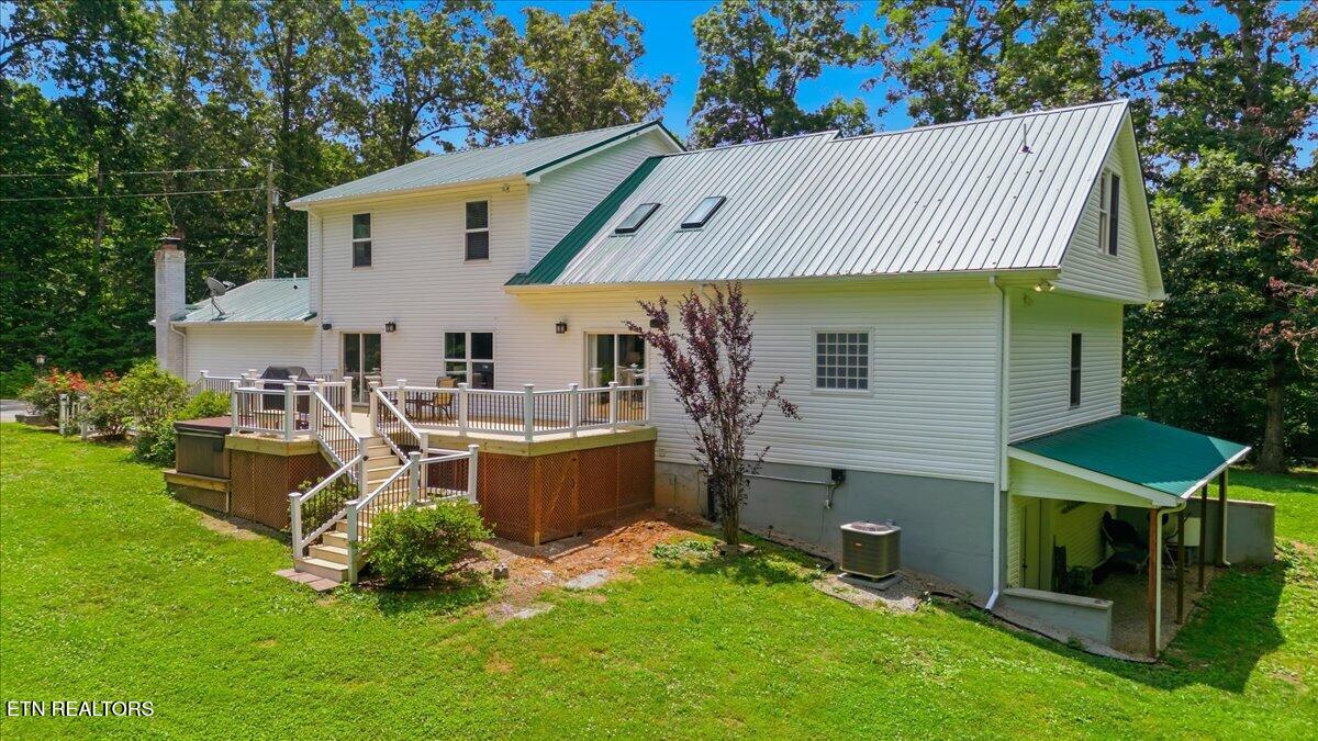 330 Sandalwood Lane Dandridge TN 37725
