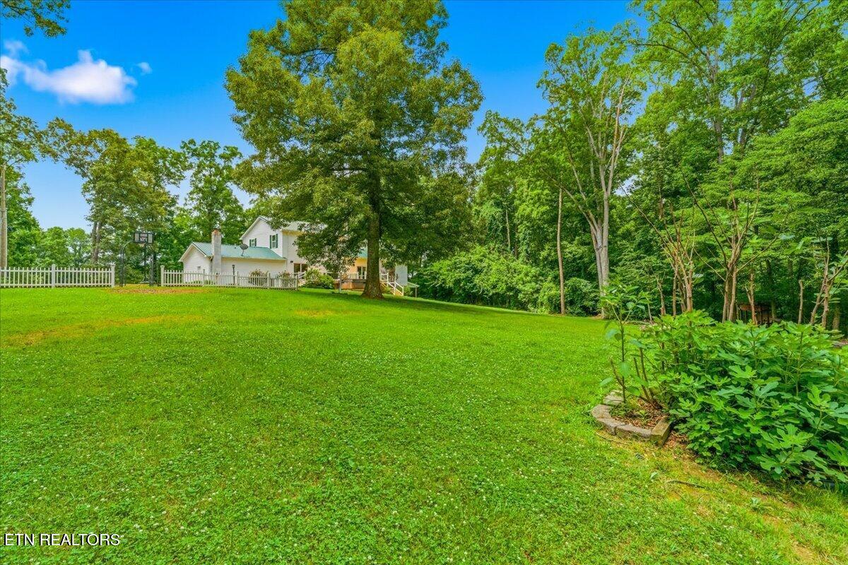 330 Sandalwood Lane Dandridge TN 37725
