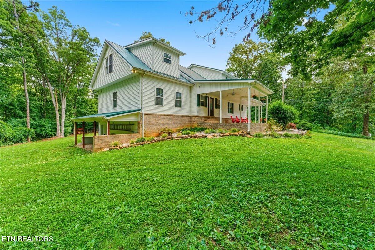 330 Sandalwood Lane Dandridge TN 37725
