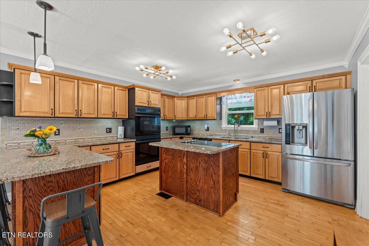 330 Sandalwood Lane Dandridge TN 37725