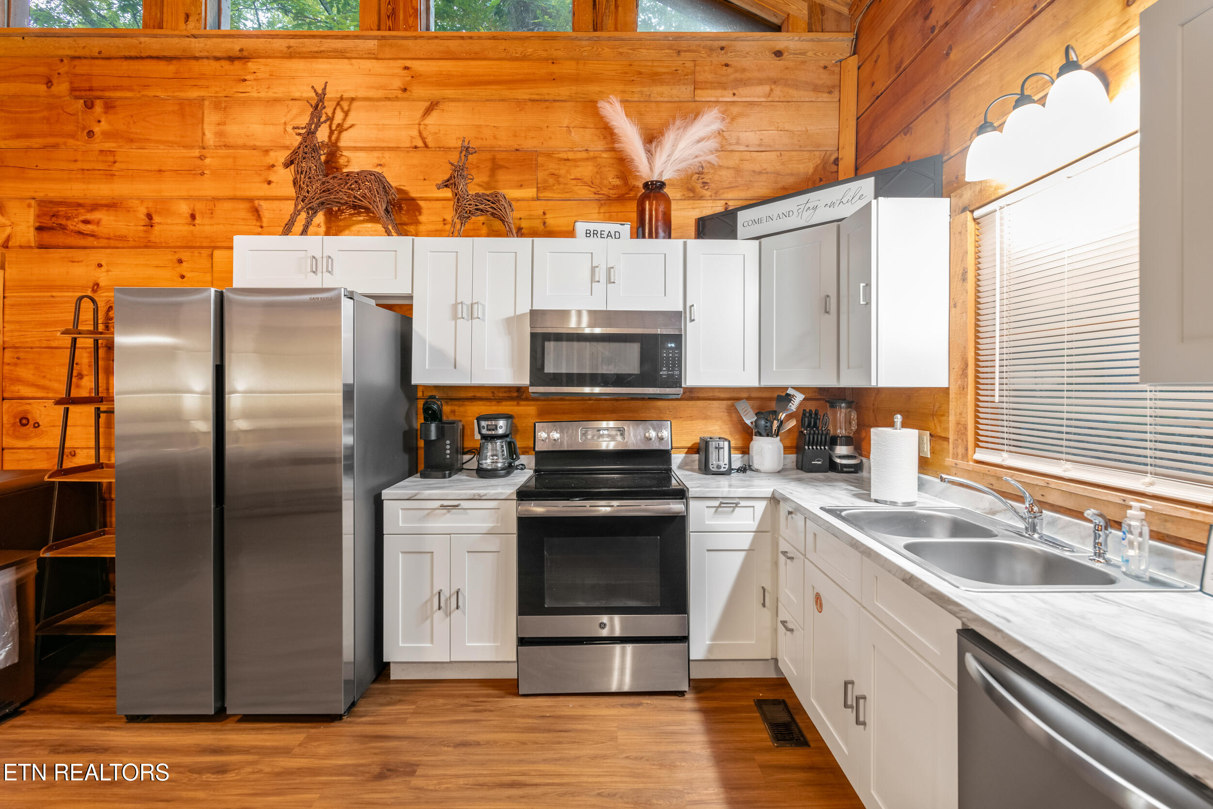 3504 Hunter Hills Way Sevierville TN 37876