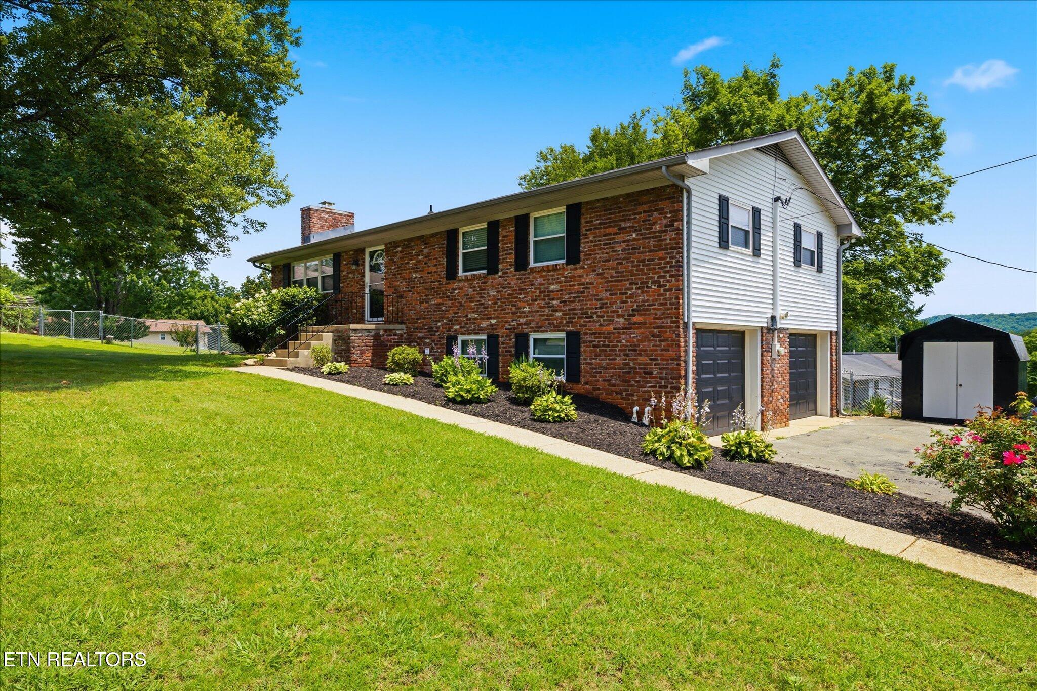 6408 Flintrock Circle Knoxville TN 37920