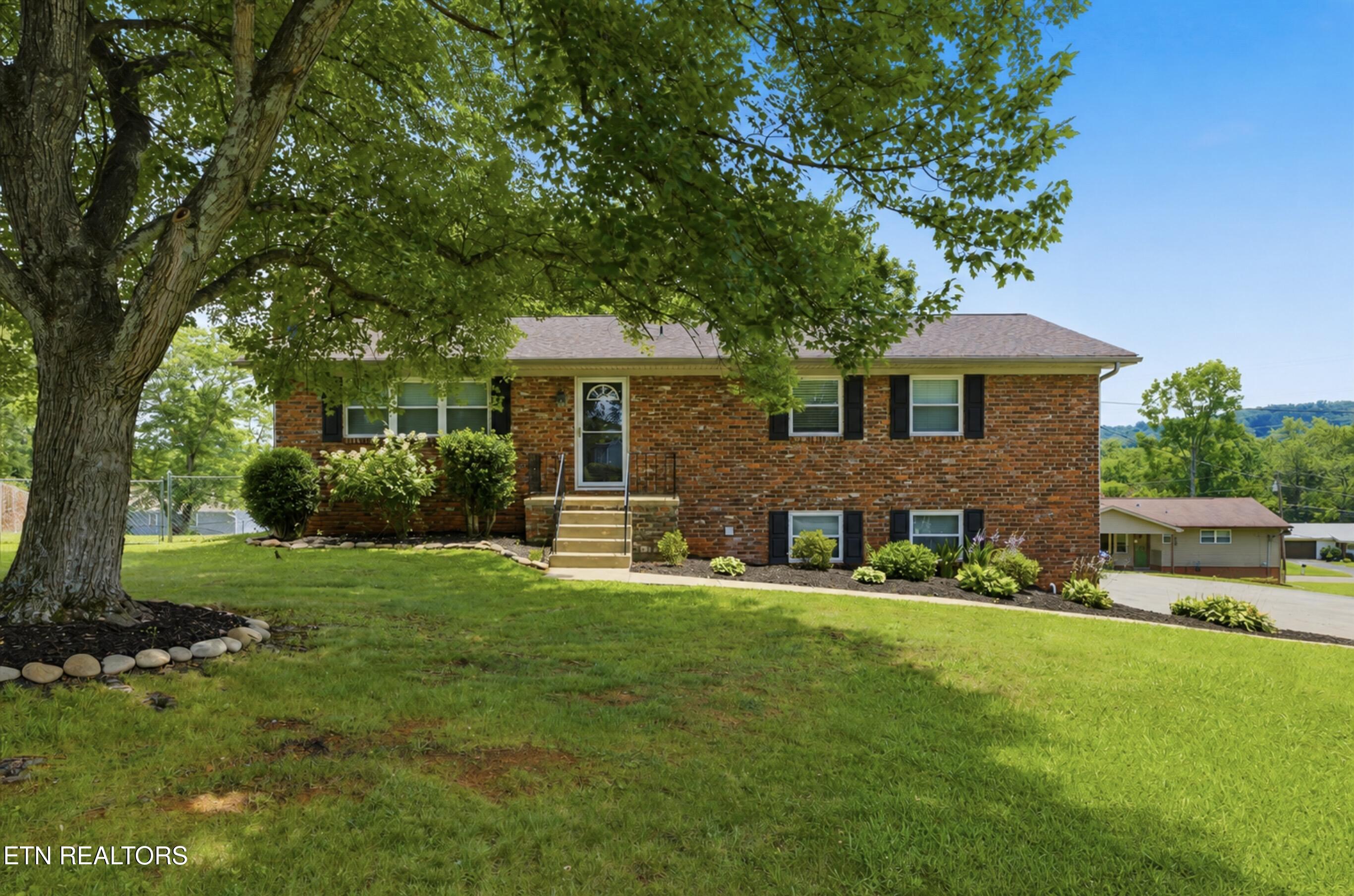 6408 Flintrock Circle Knoxville TN 37920