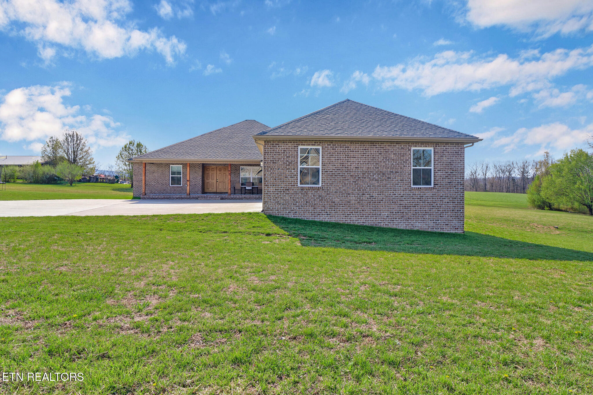 830 Keating Loop Crossville TN 38555