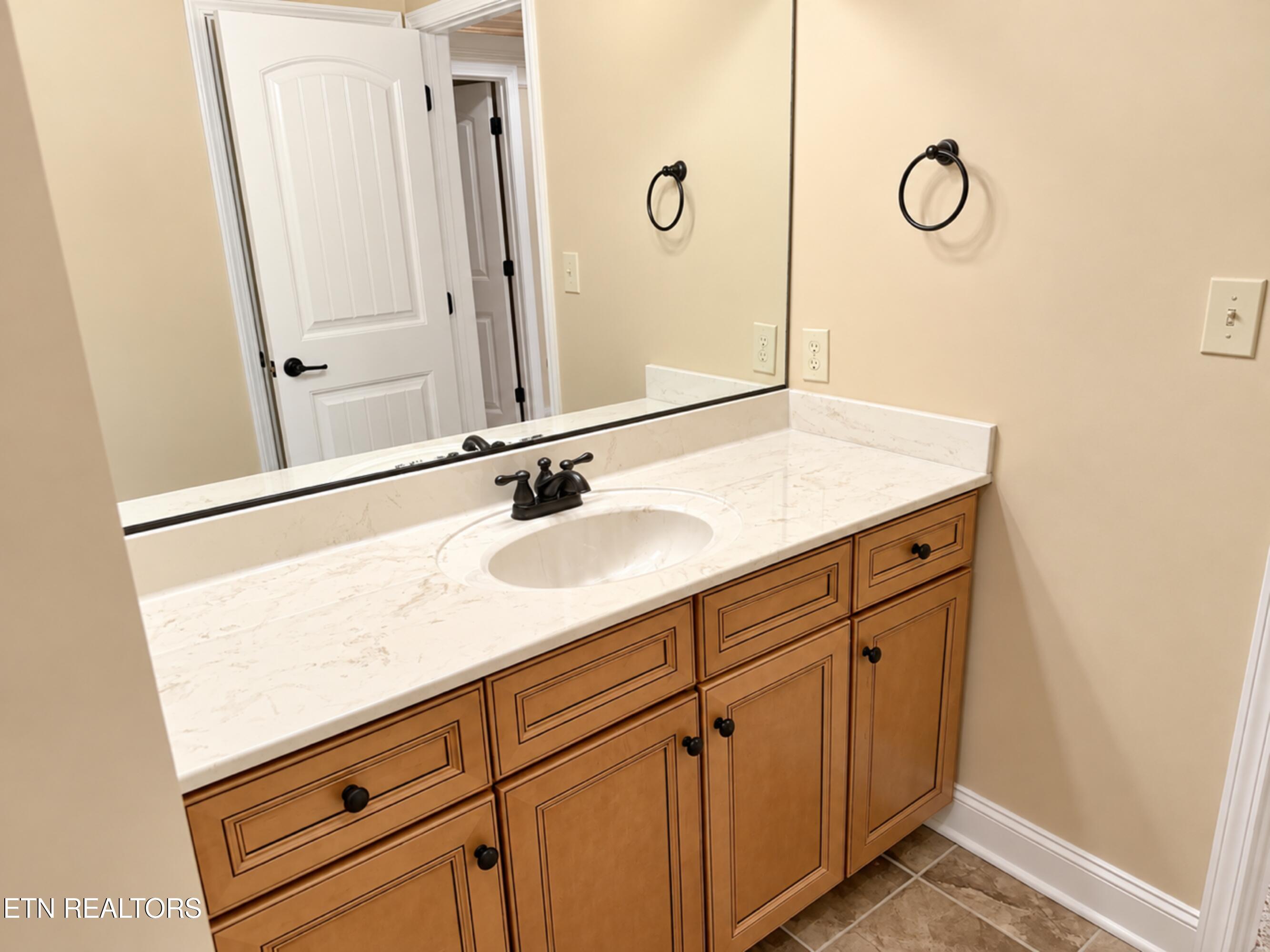 8330 Kiva Dunes Lane Knoxville TN 37938