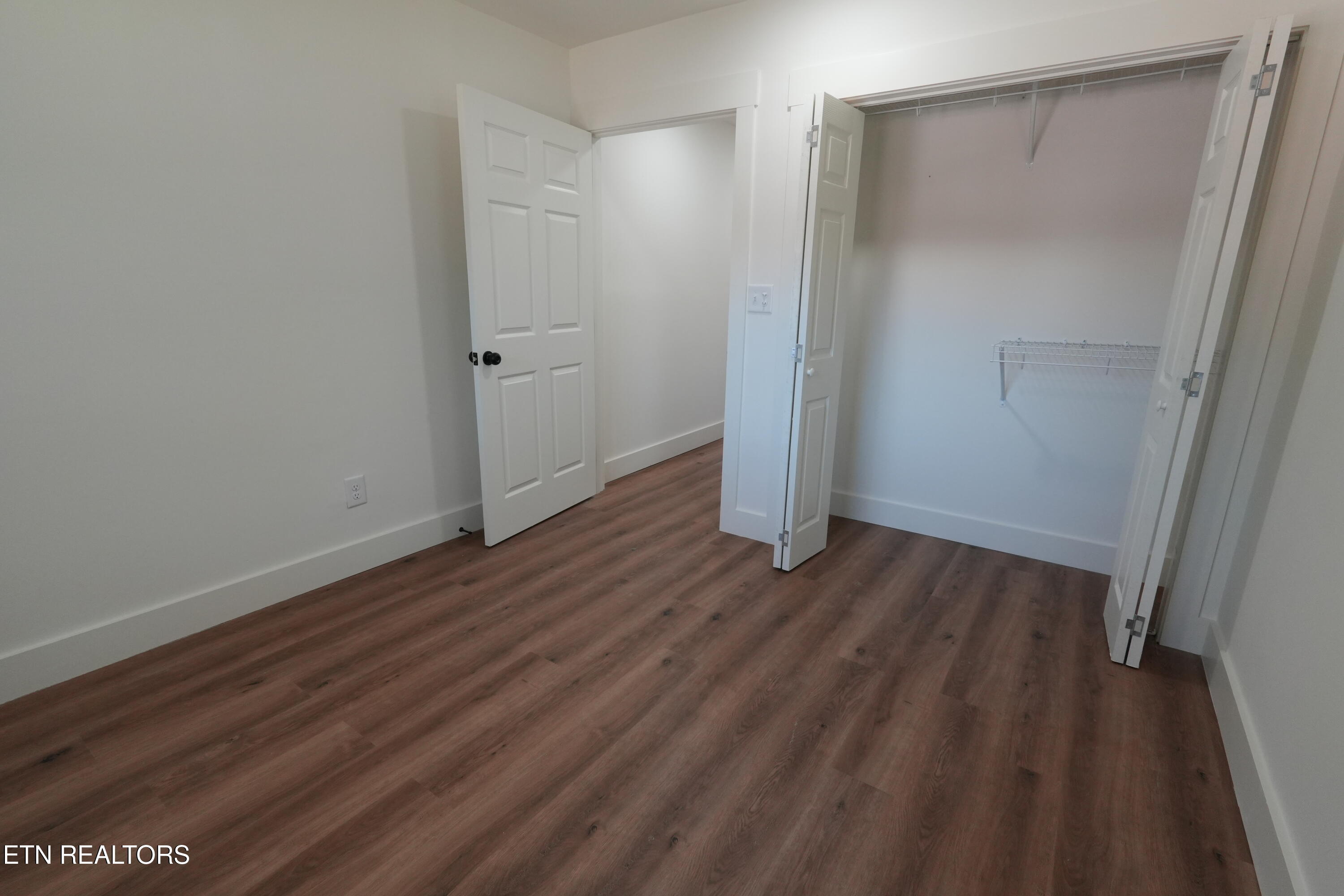 2728 Arbor Place Knoxville TN 37917