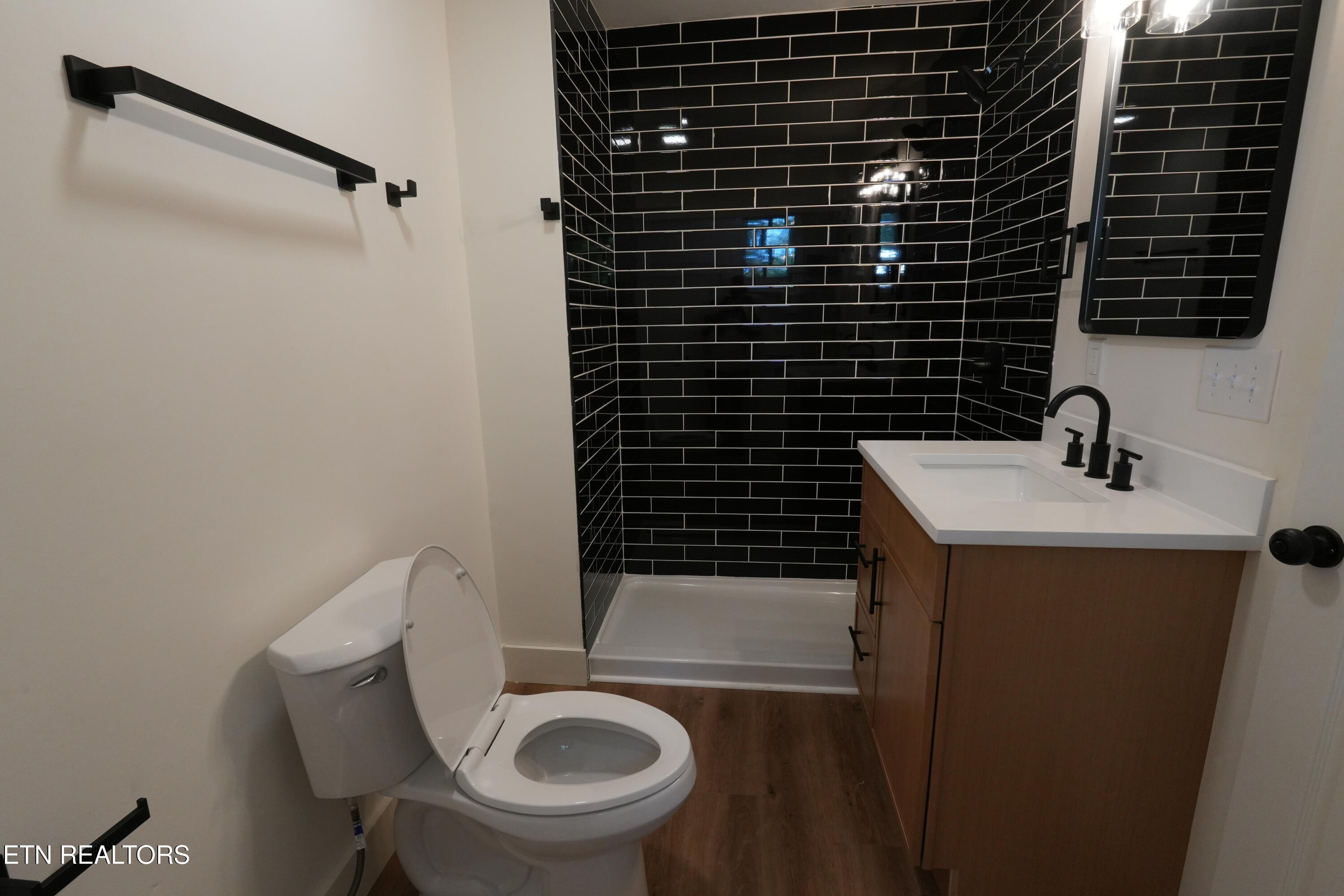 2728 Arbor Place Knoxville TN 37917
