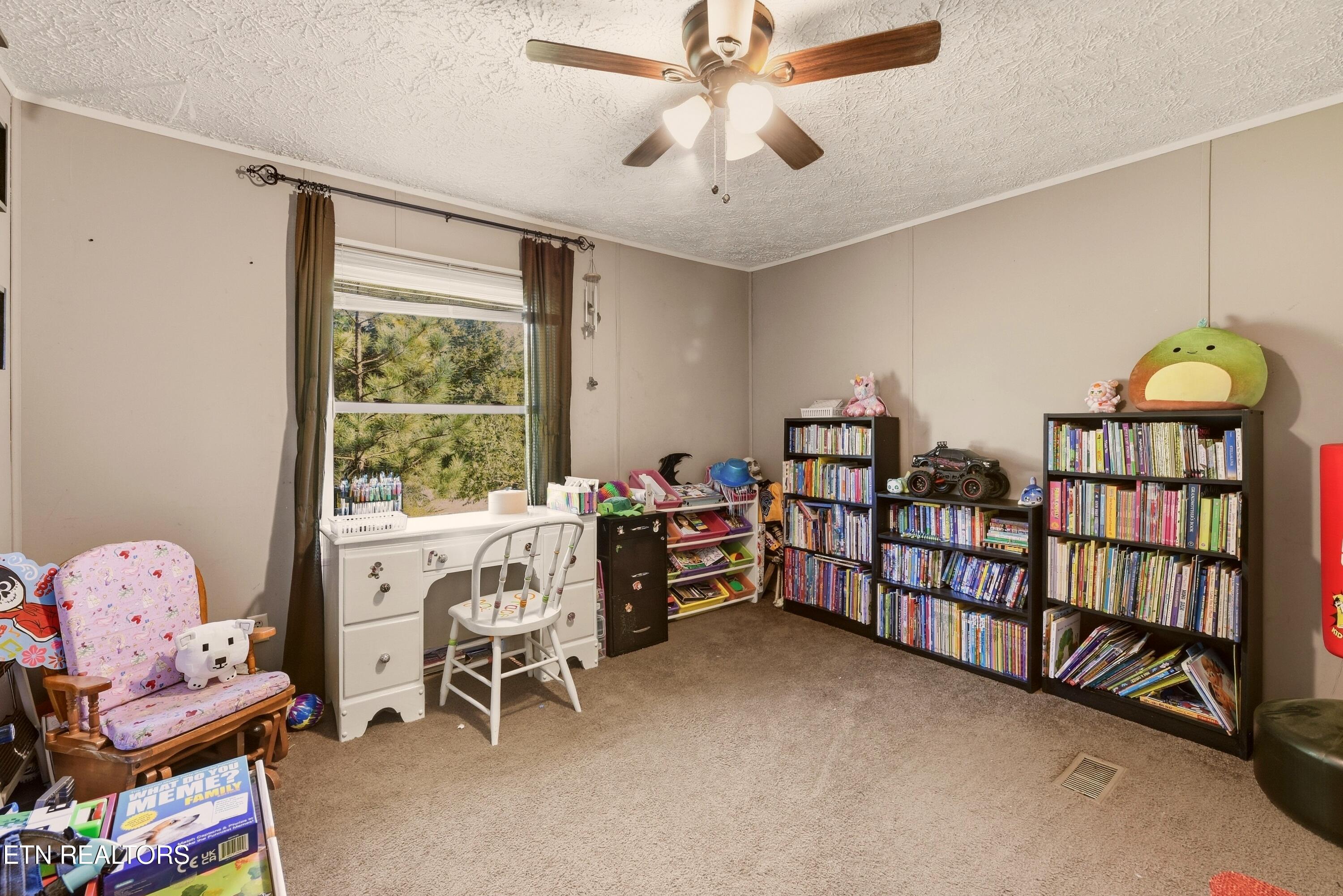 184 Cutters Lane Clinton TN 37716