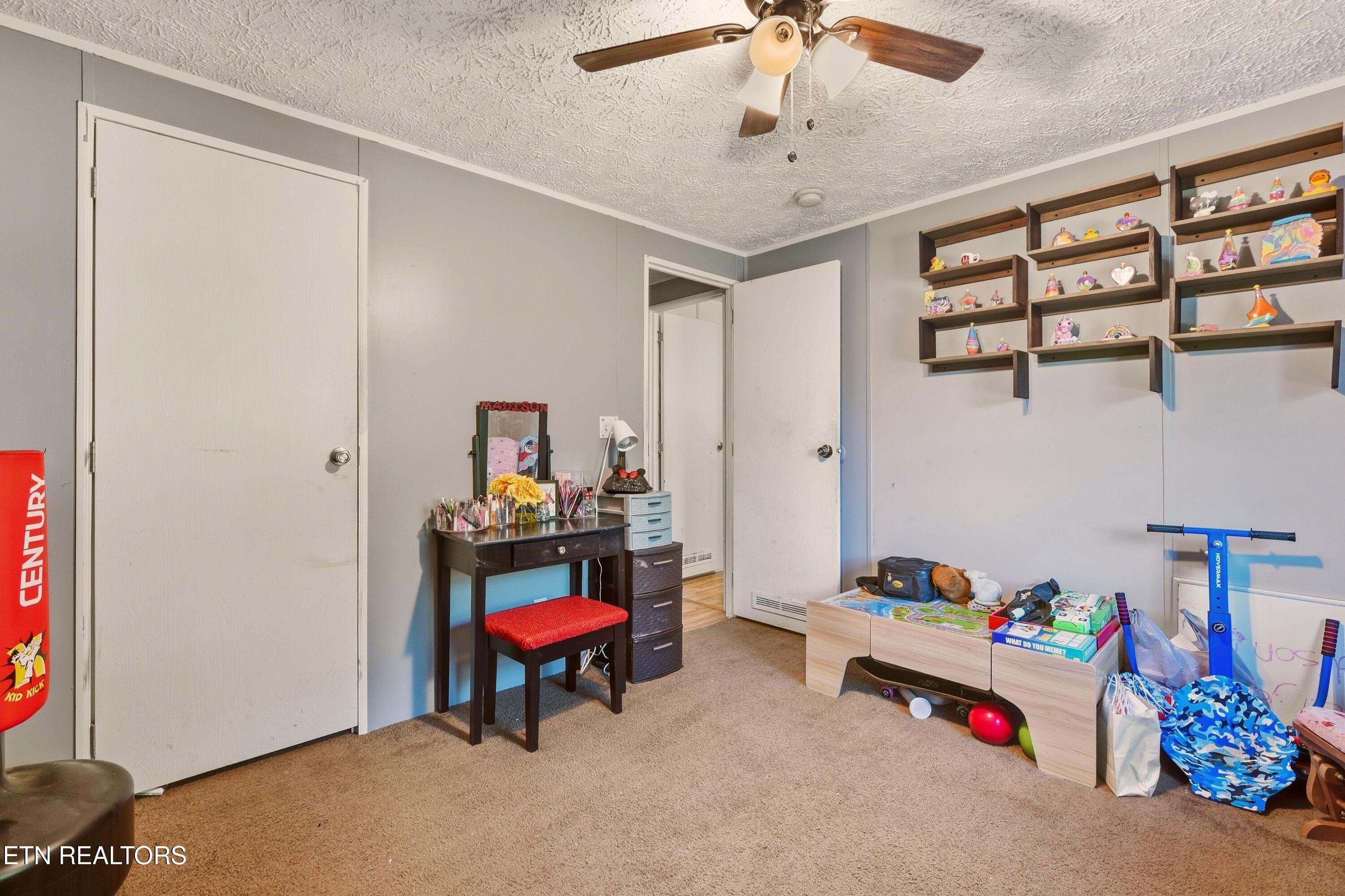 184 Cutters Lane Clinton TN 37716