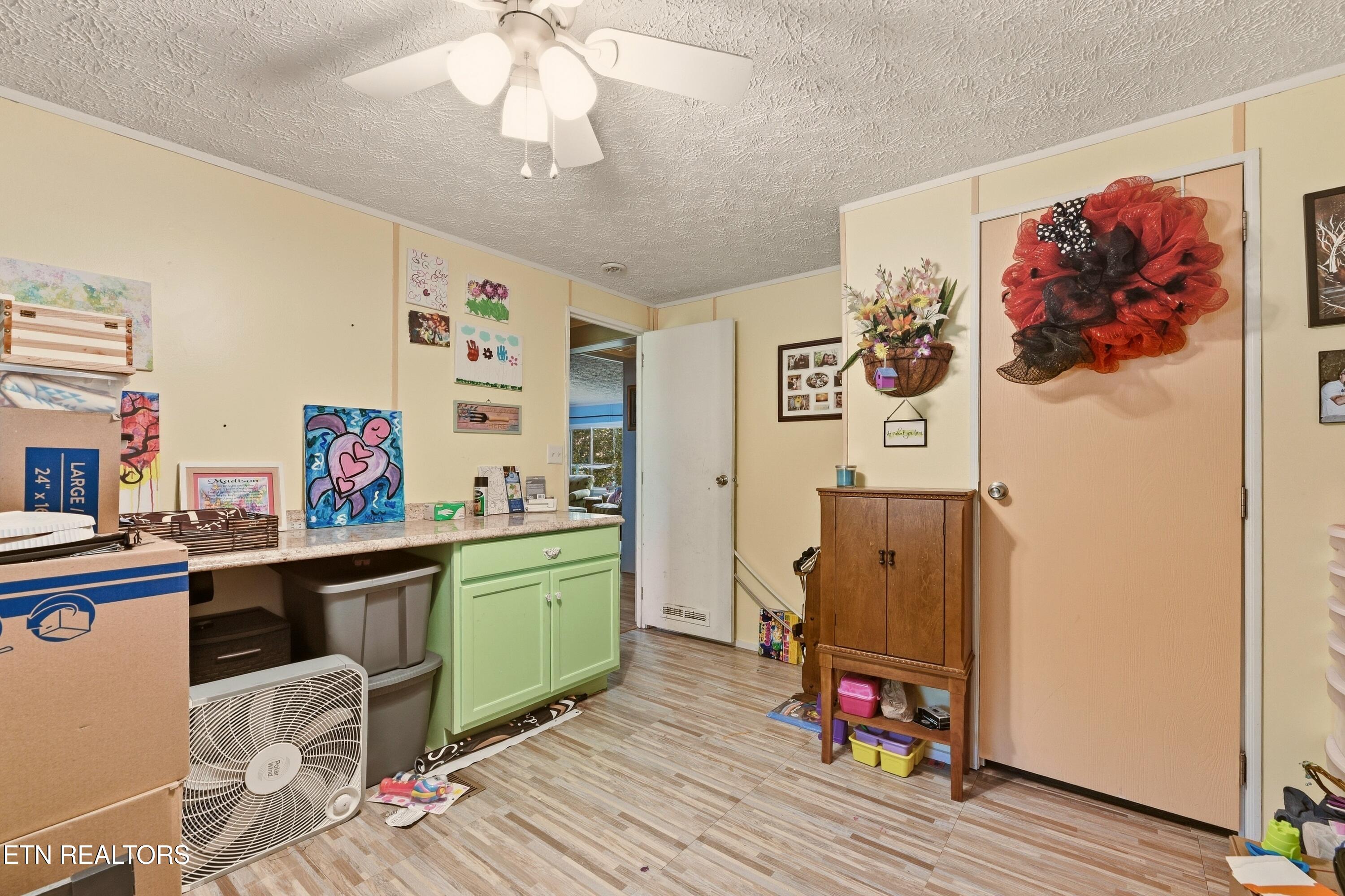 184 Cutters Lane Clinton TN 37716