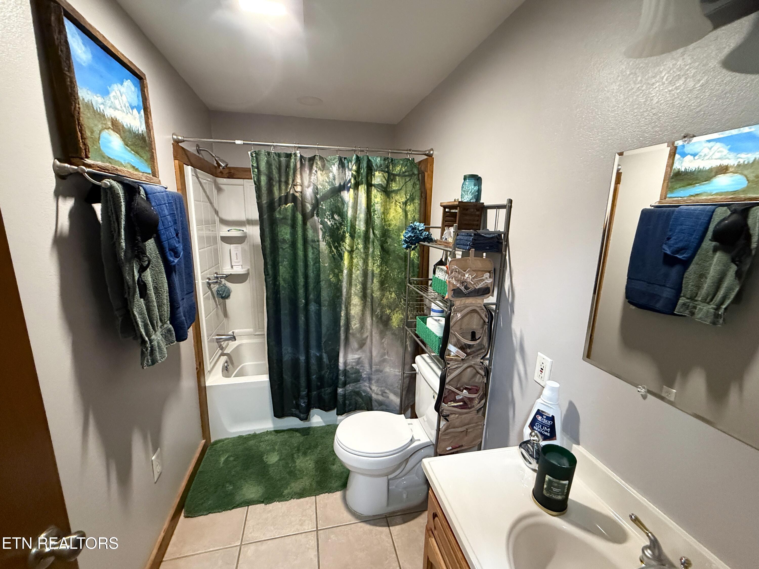 3205 Topper Road Hartford TN 37753