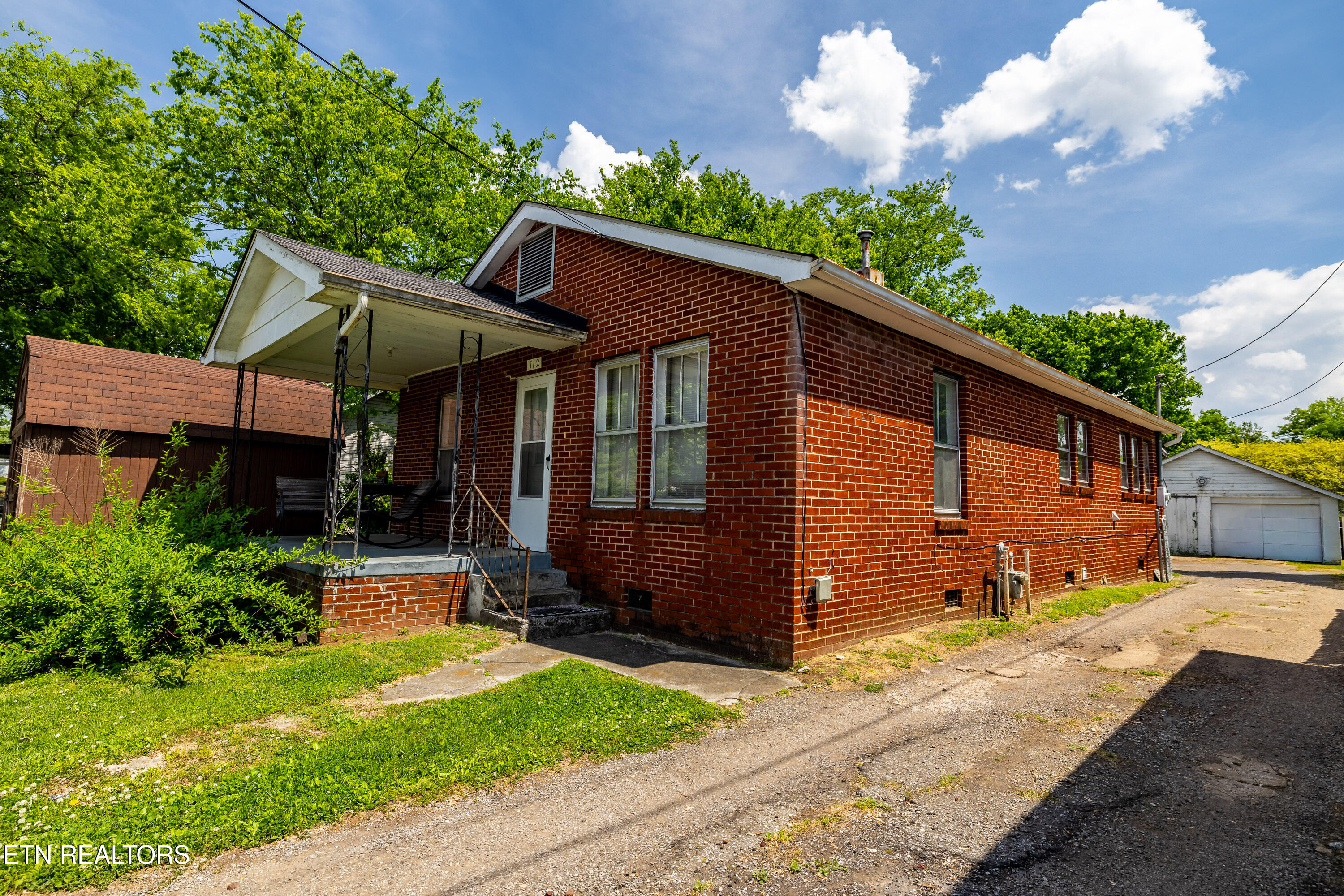 712 E Lincoln Road Maryville TN 37804