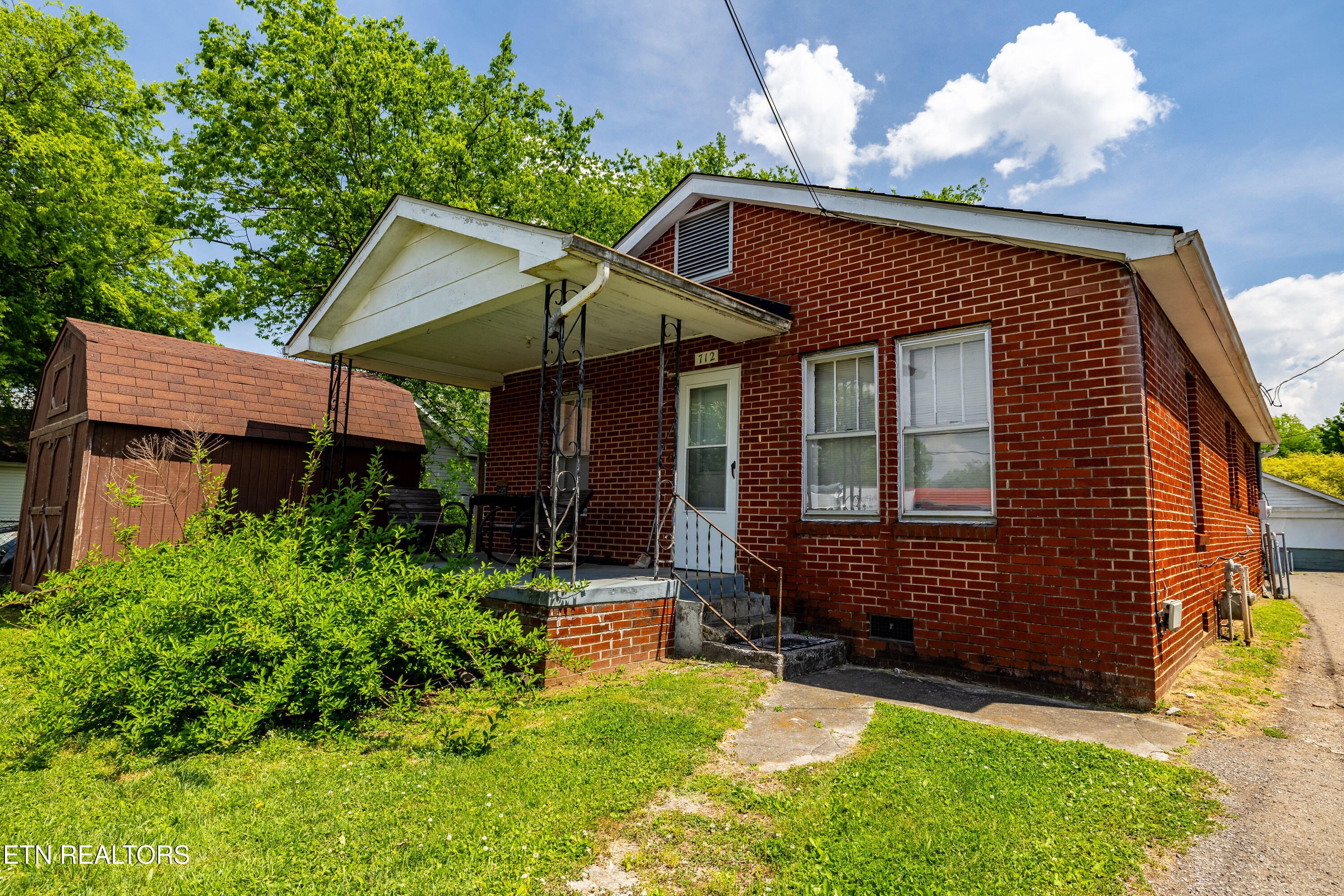 712 E Lincoln Road Maryville TN 37804