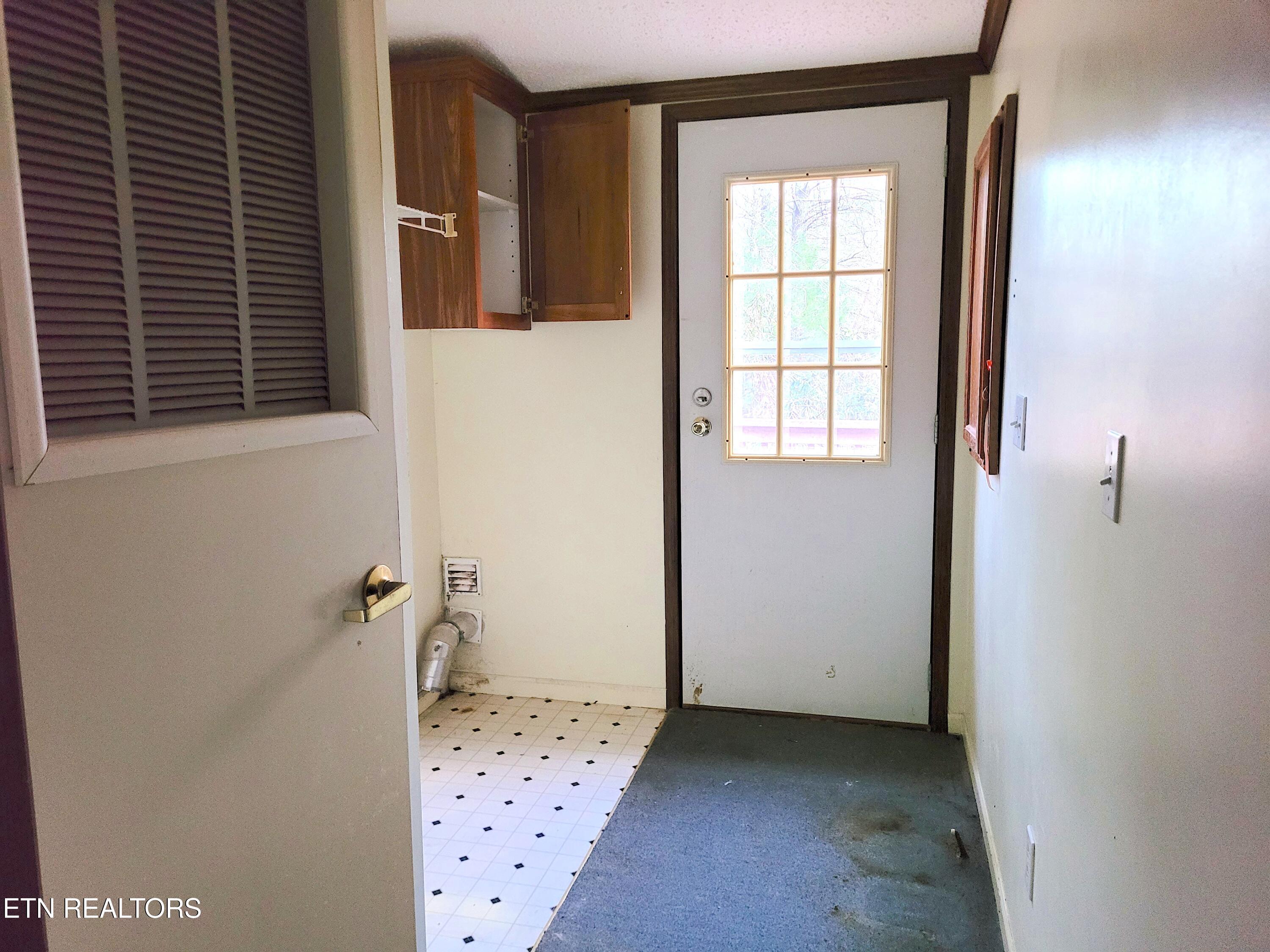 22 Prestonwood Court Crossville TN 38558