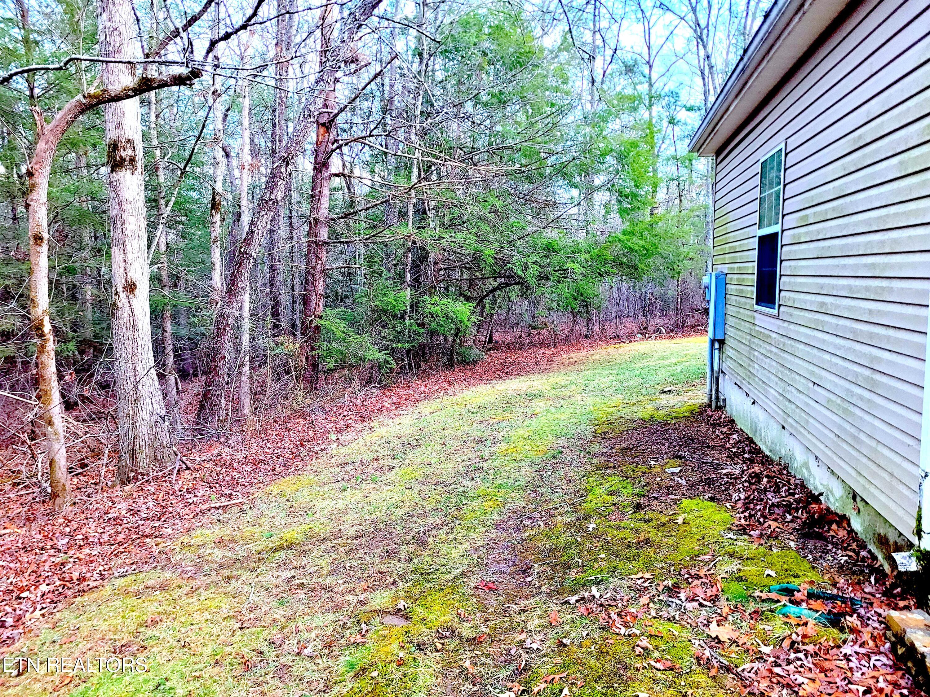 22 Prestonwood Court Crossville TN 38558