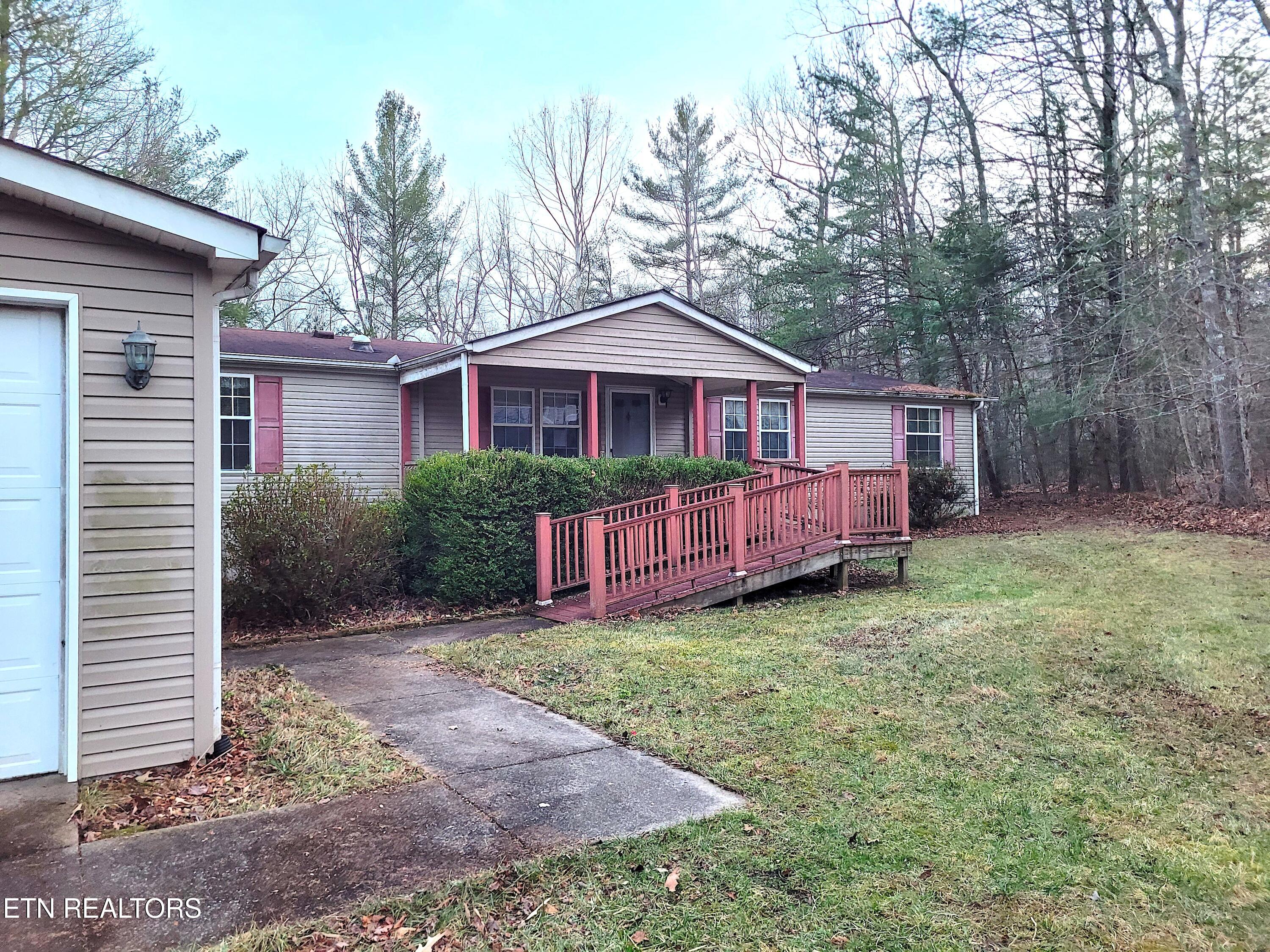 22 Prestonwood Court Crossville TN 38558