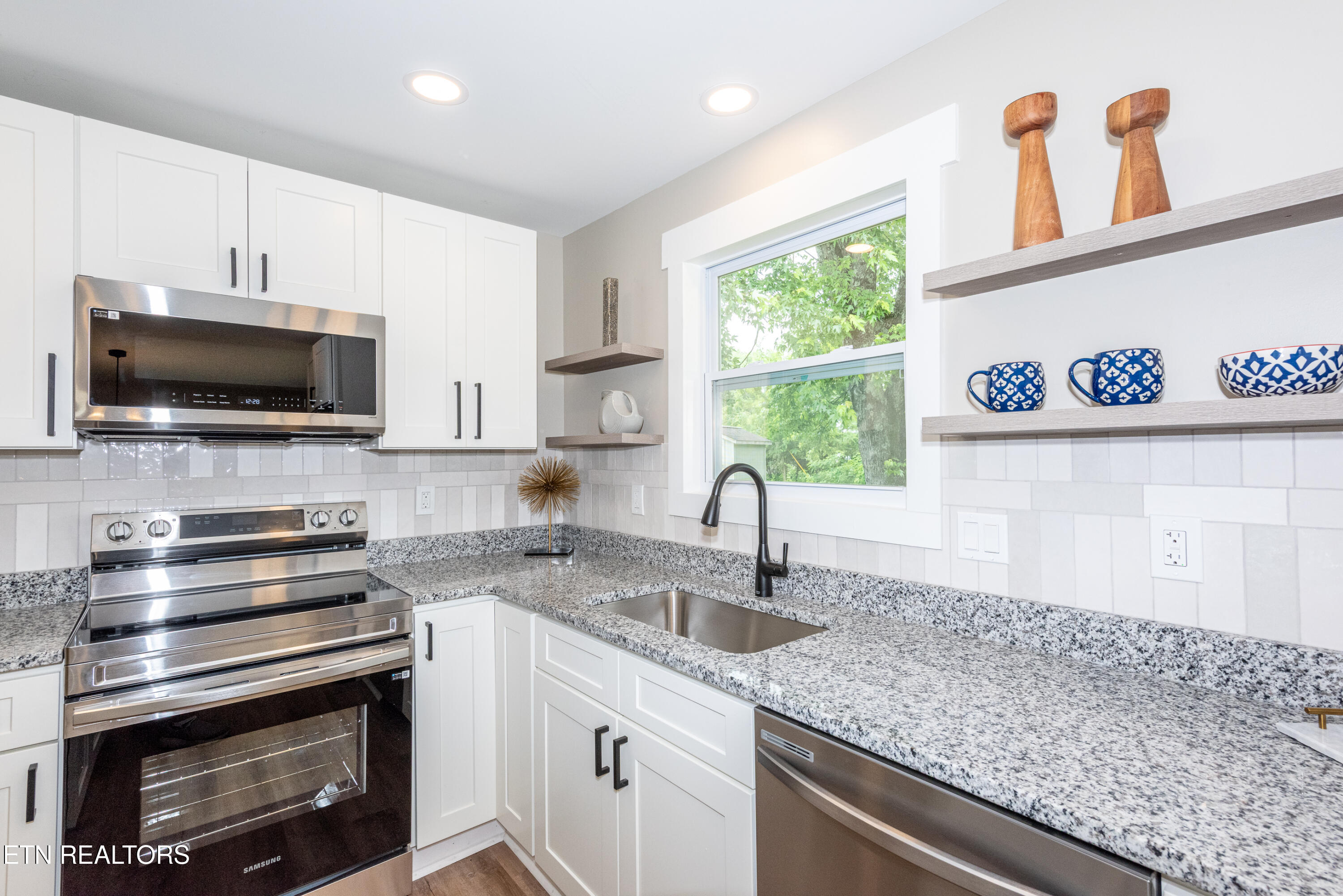 309 Kinzalow Drive Sweetwater TN 37874