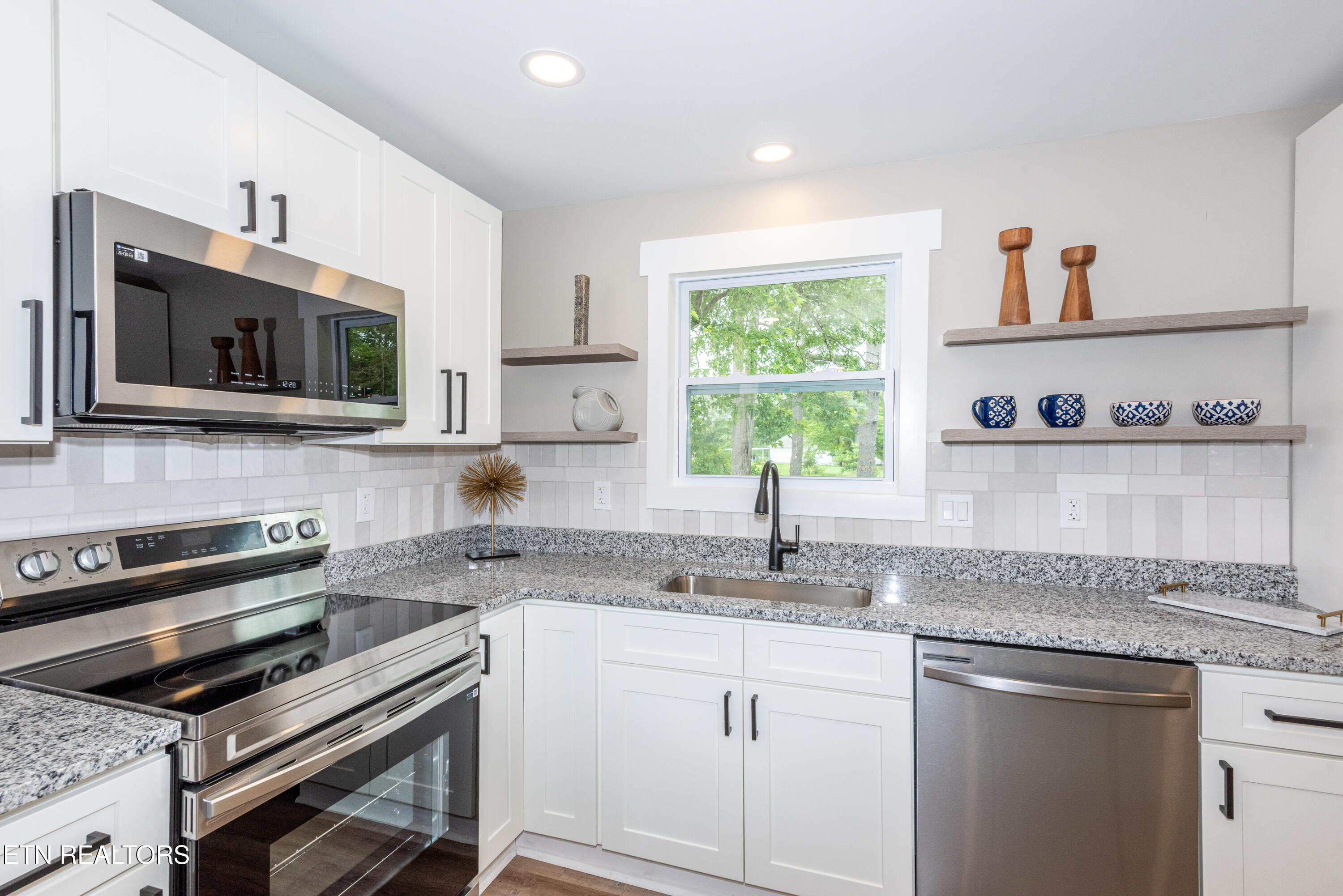 309 Kinzalow Drive Sweetwater TN 37874