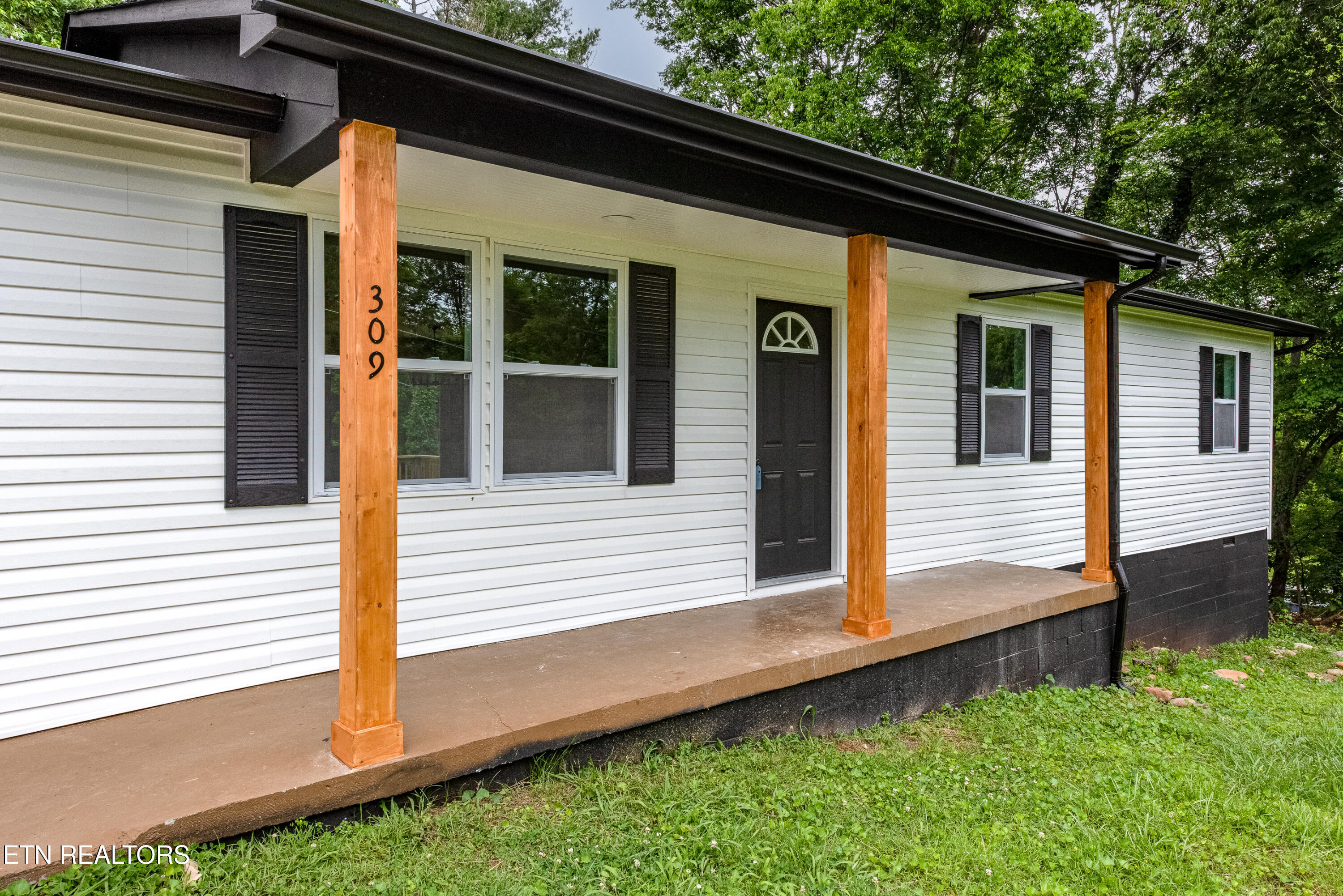 309 Kinzalow Drive Sweetwater TN 37874