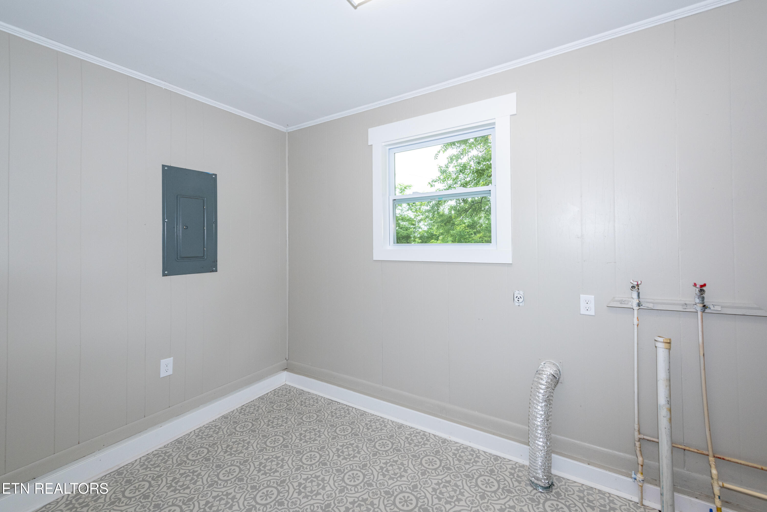 309 Kinzalow Drive Sweetwater TN 37874