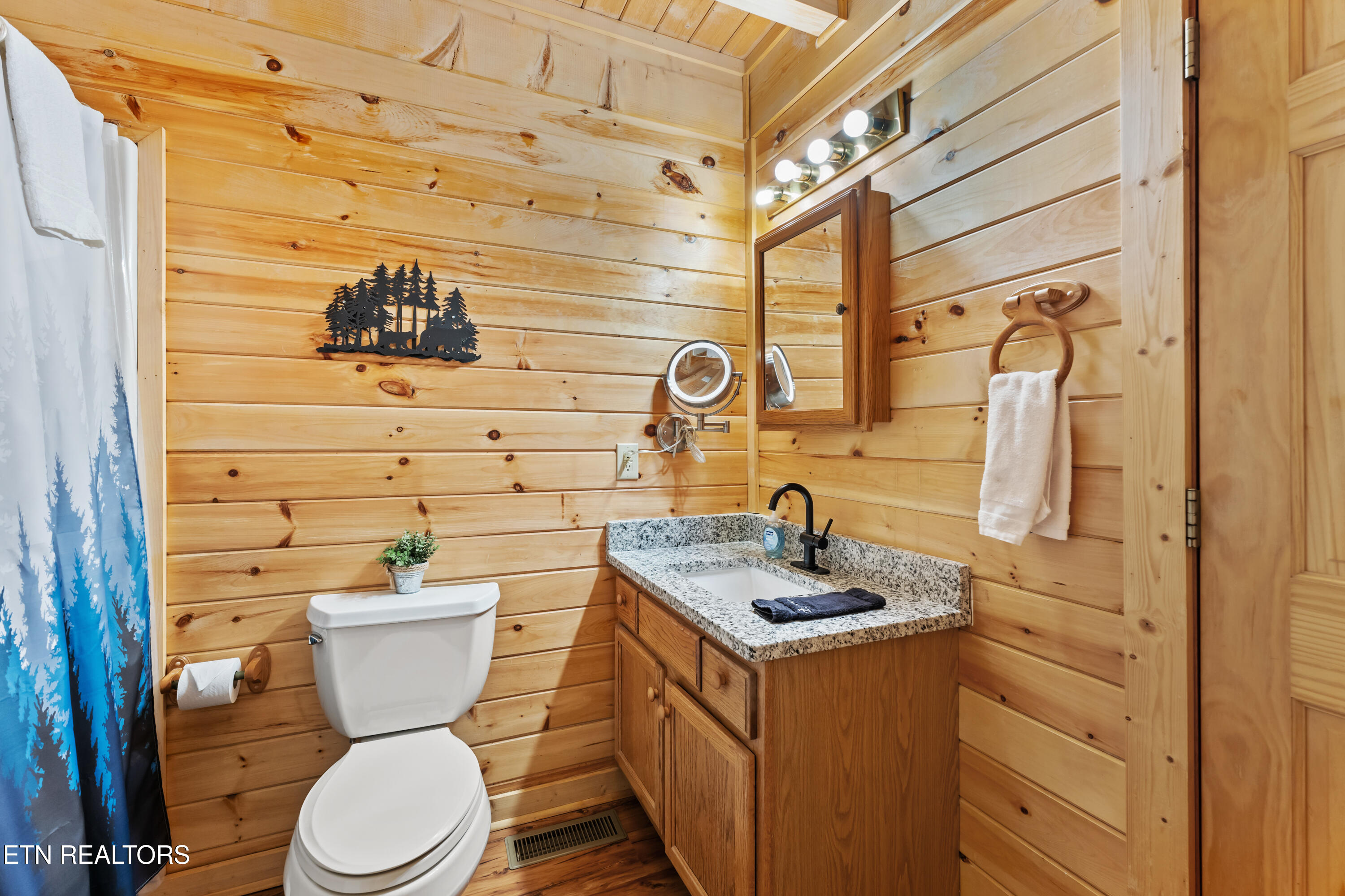 1316 Wedge Tailed Lane Sevierville TN 37876