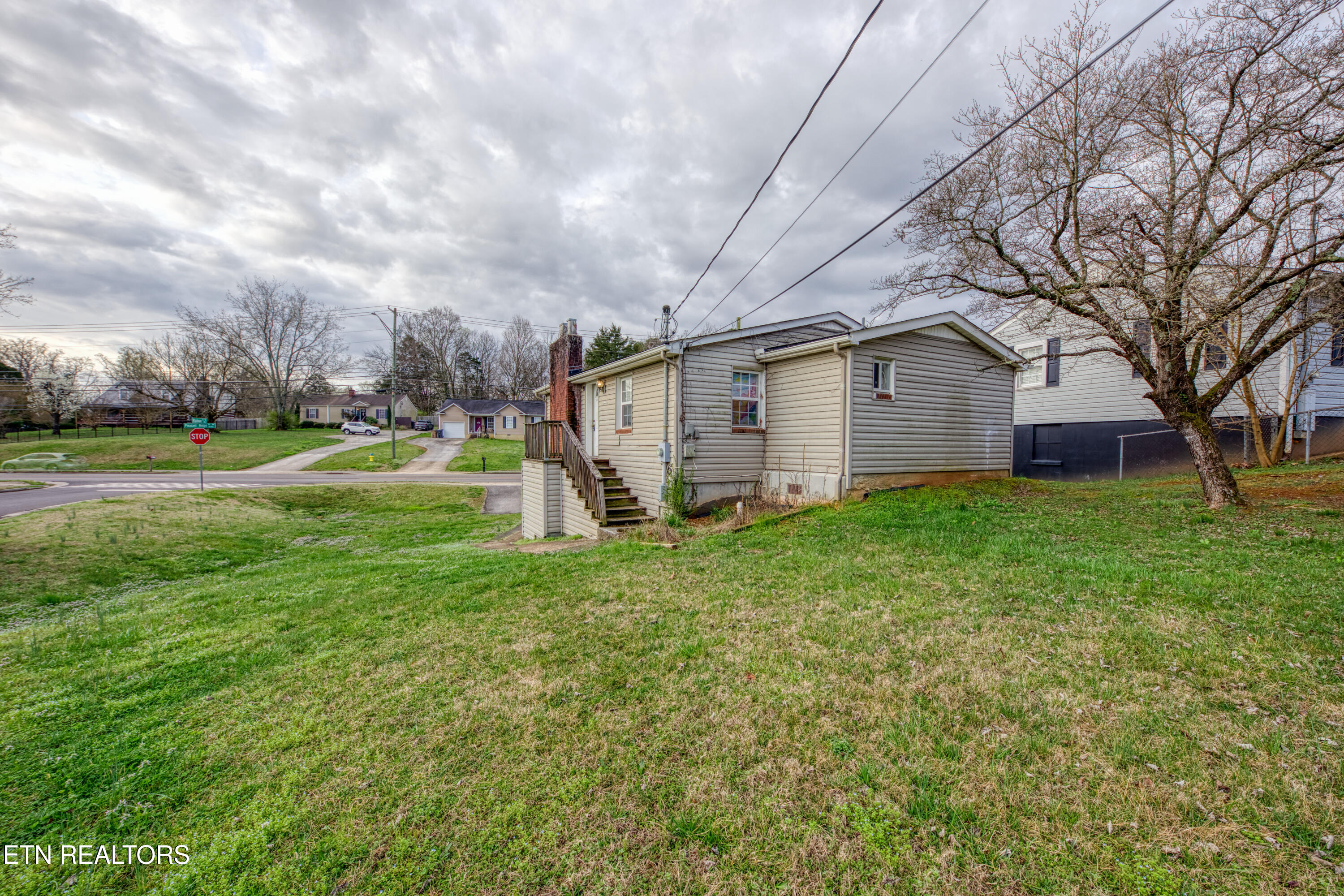 2225 NW Madison Road Knoxville TN 37912