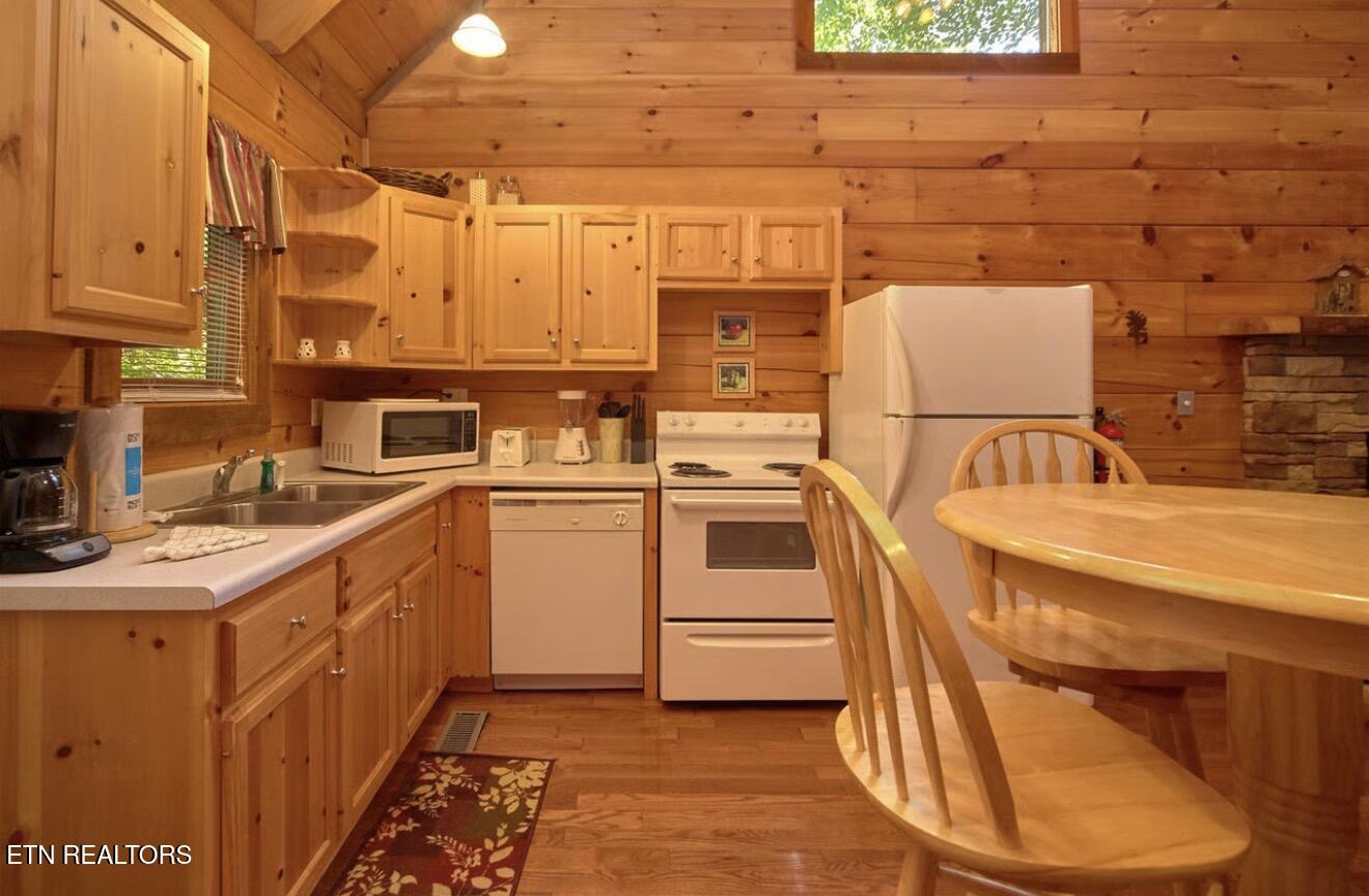 837 Sunrise Boulevard Sevierville TN 37862