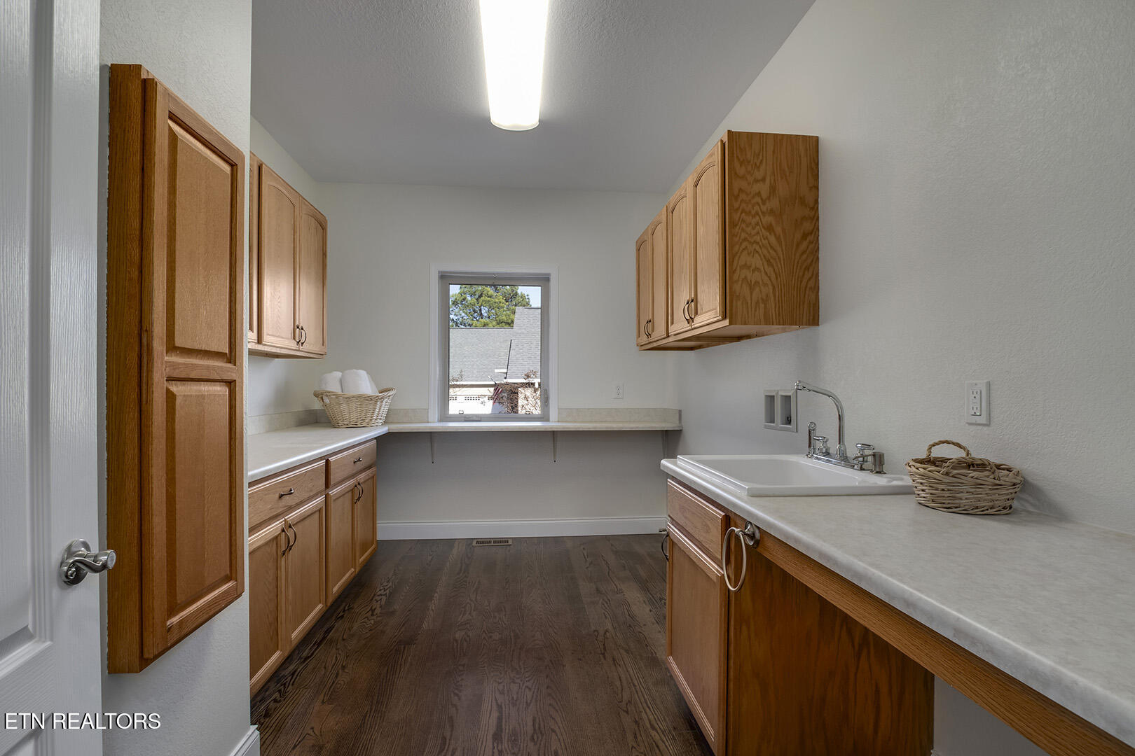 130 Lake Vista Drive Greenback TN 37742