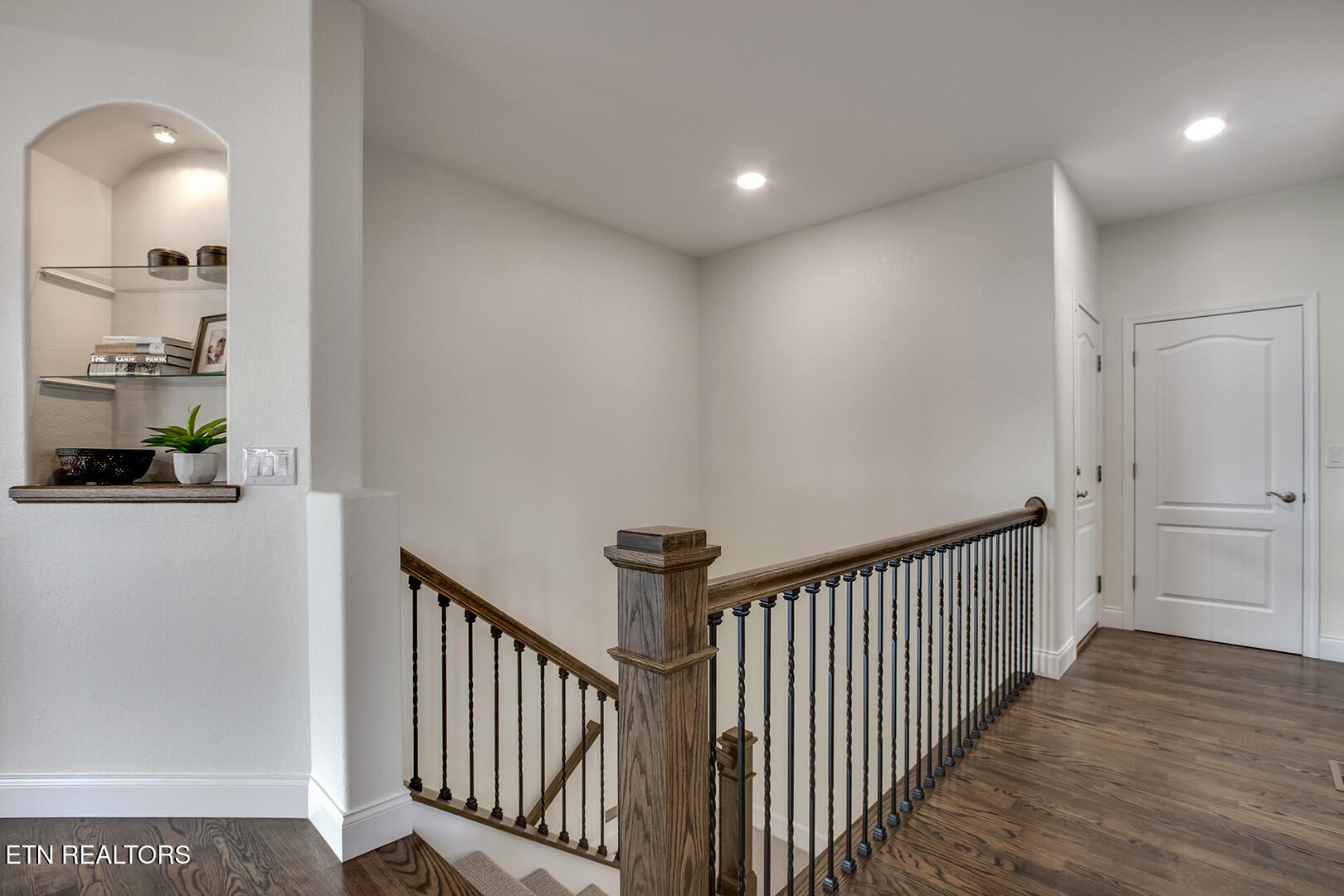 130 Lake Vista Drive Greenback TN 37742