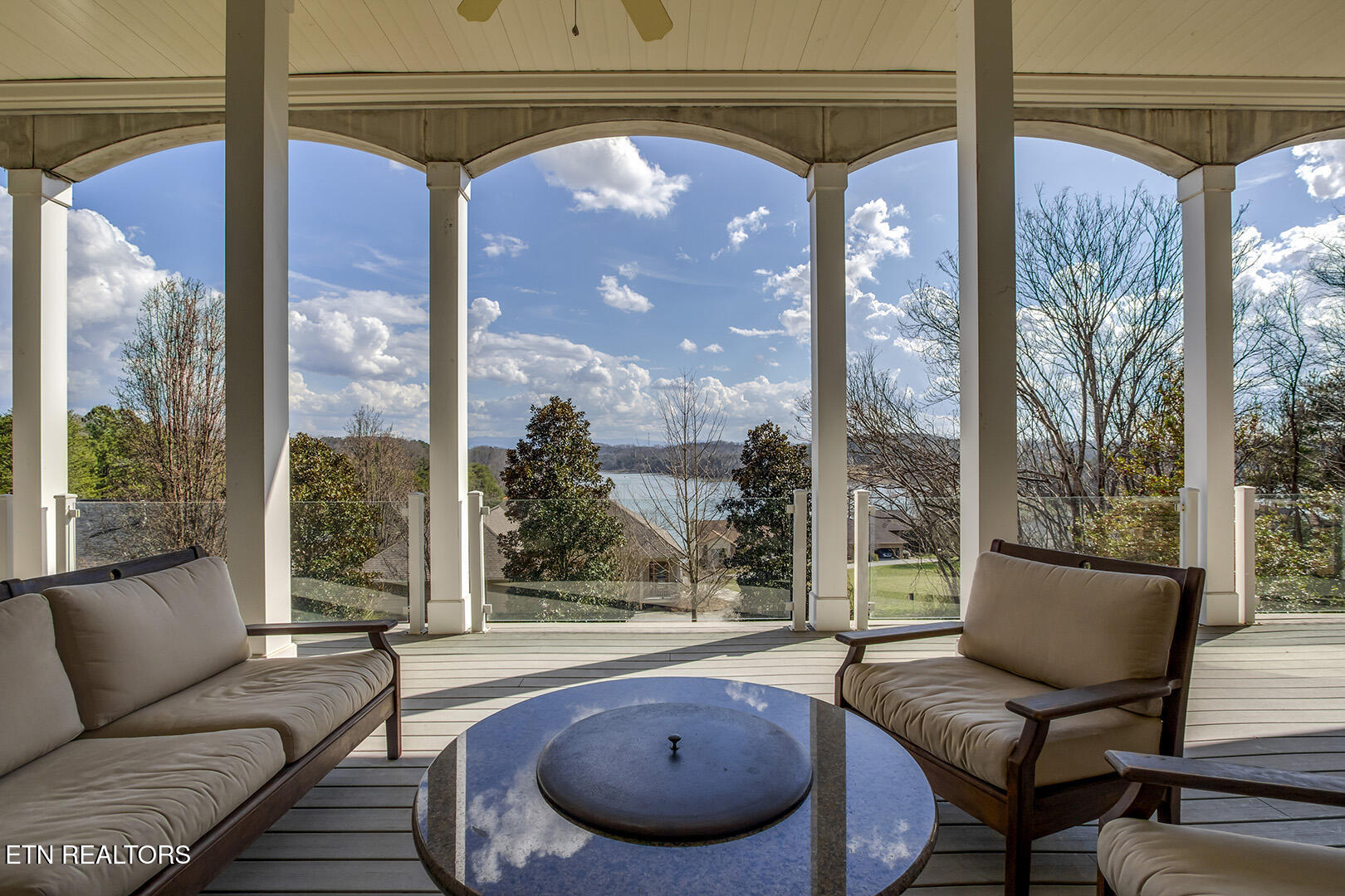 130 Lake Vista Drive Greenback TN 37742