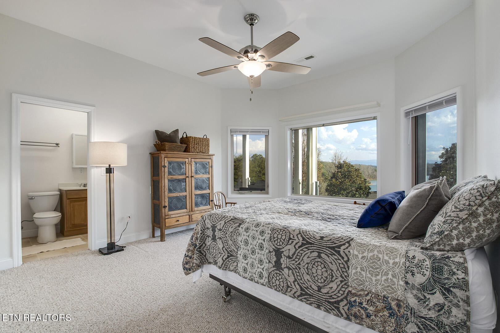 130 Lake Vista Drive Greenback TN 37742